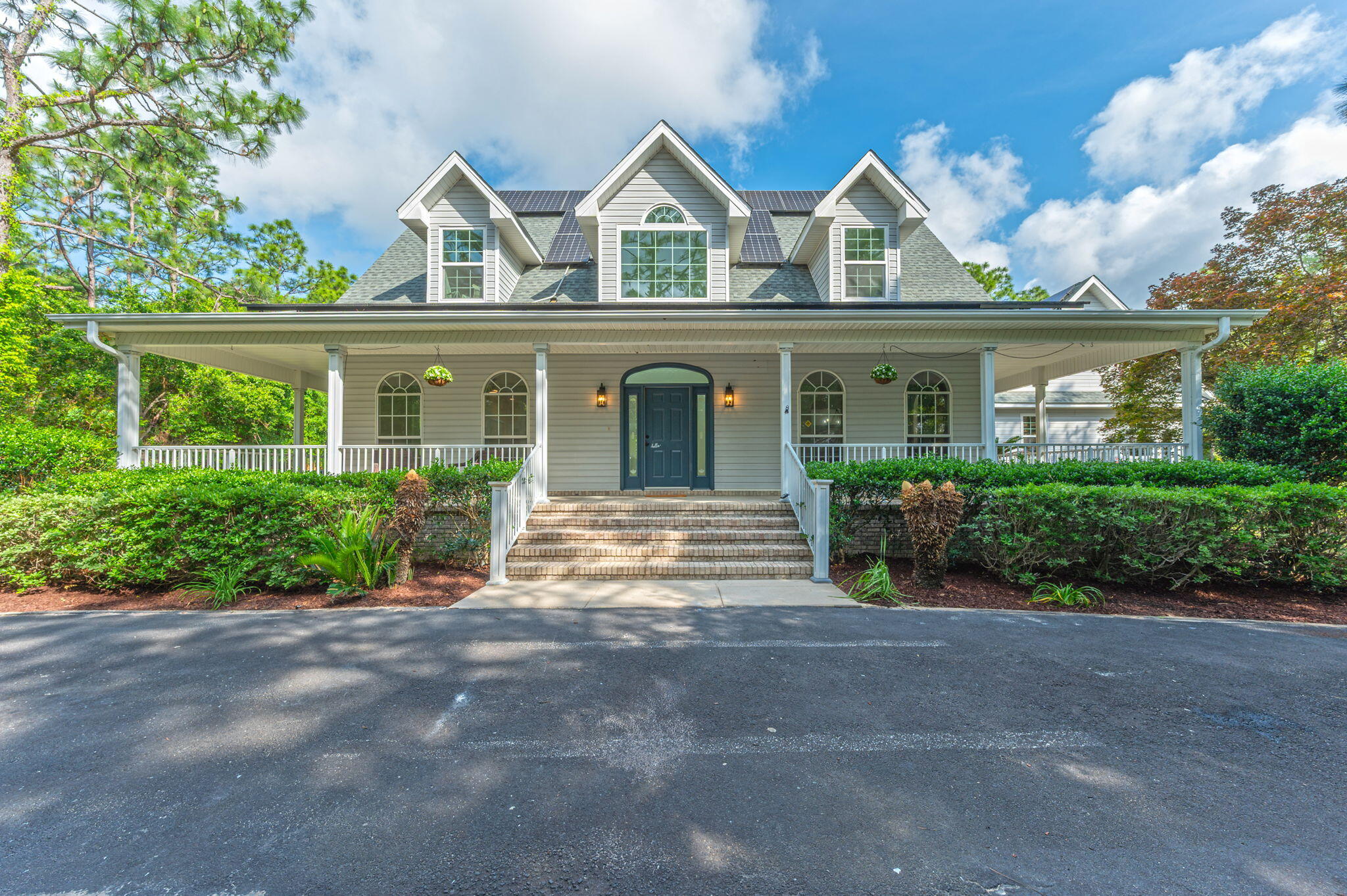 KENNEDY LAKES - Residential