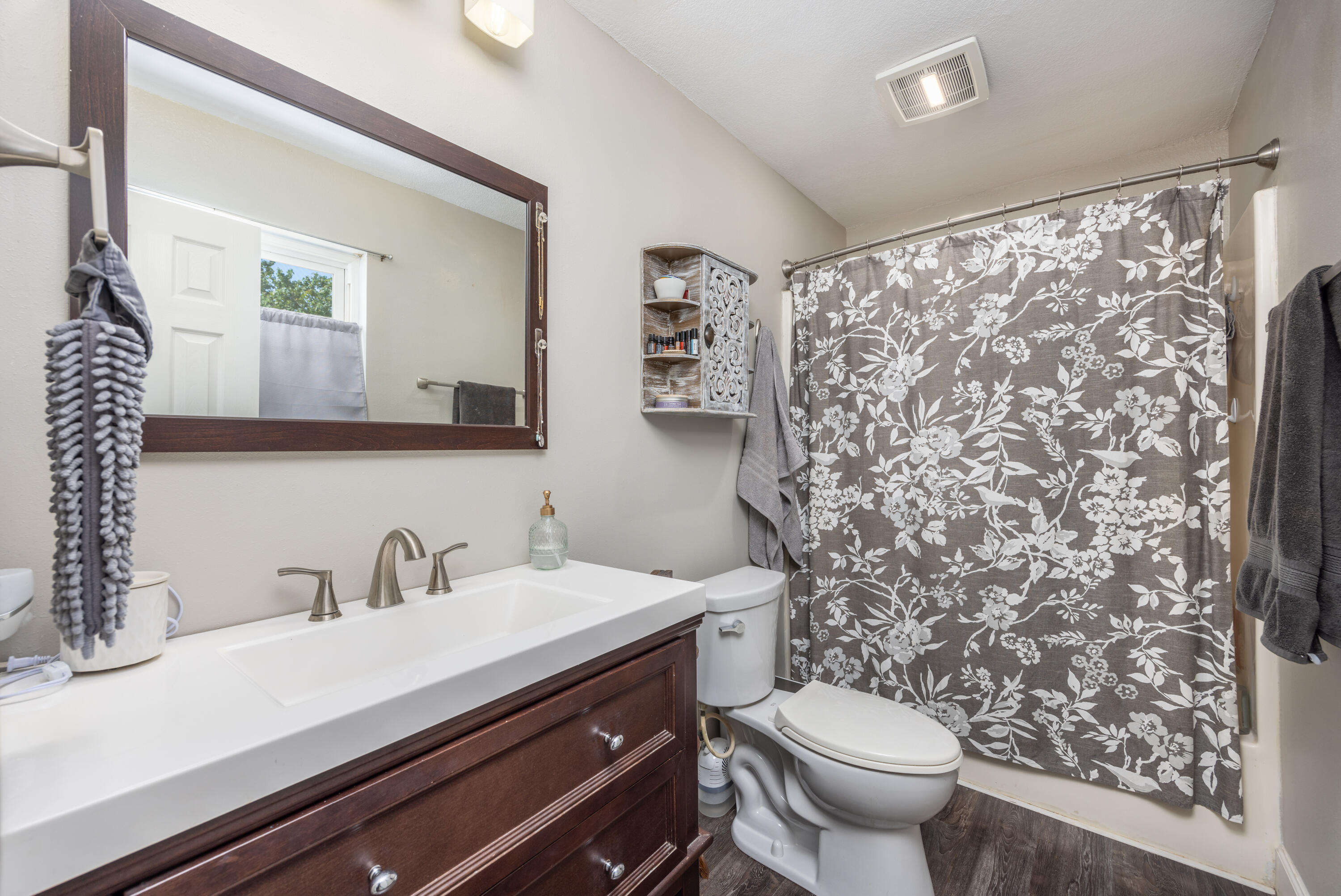 SEA HILLS 3RD - Residential