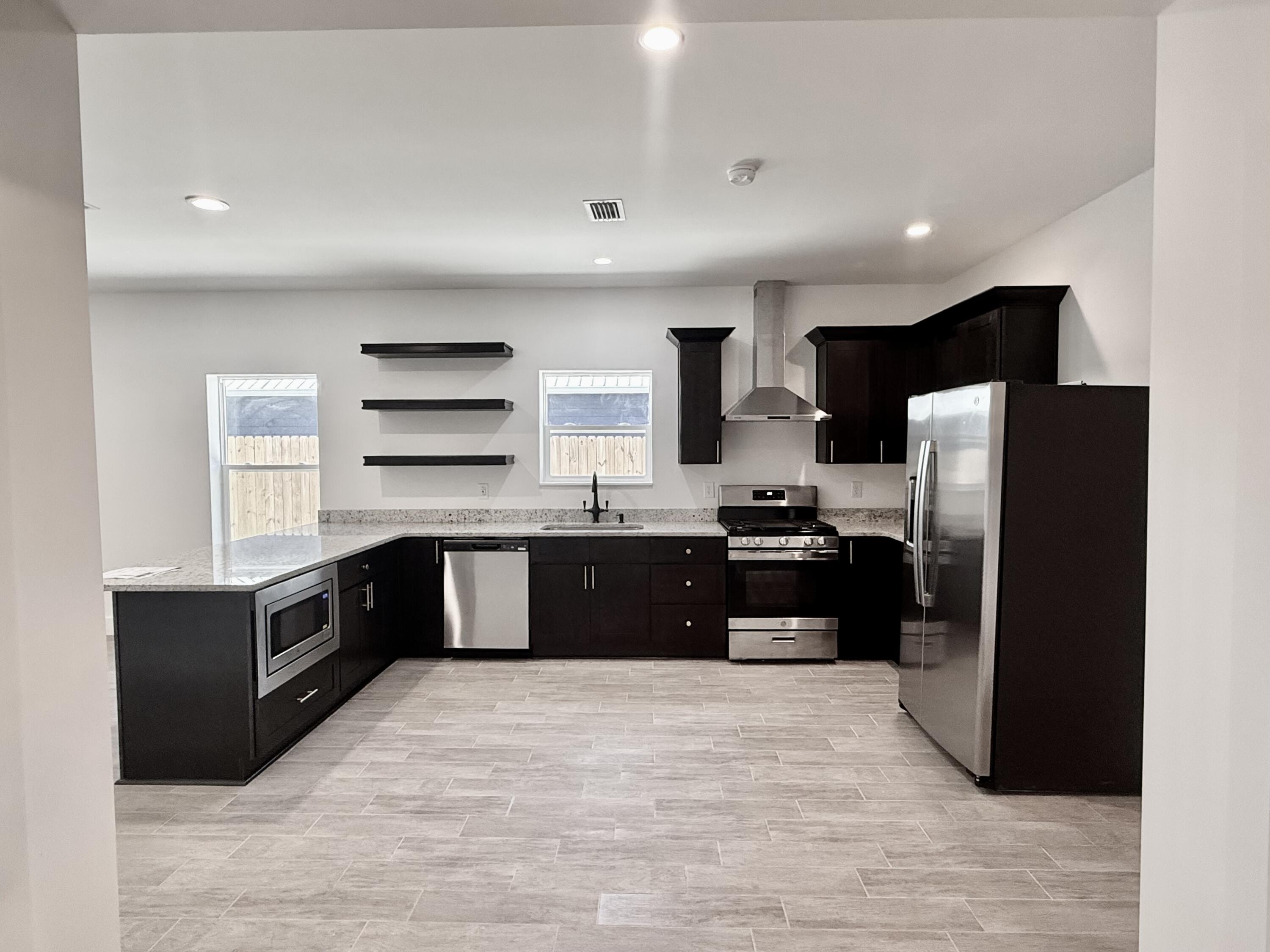 DEFUNIAK SPRINGS TOWN OF - Residential