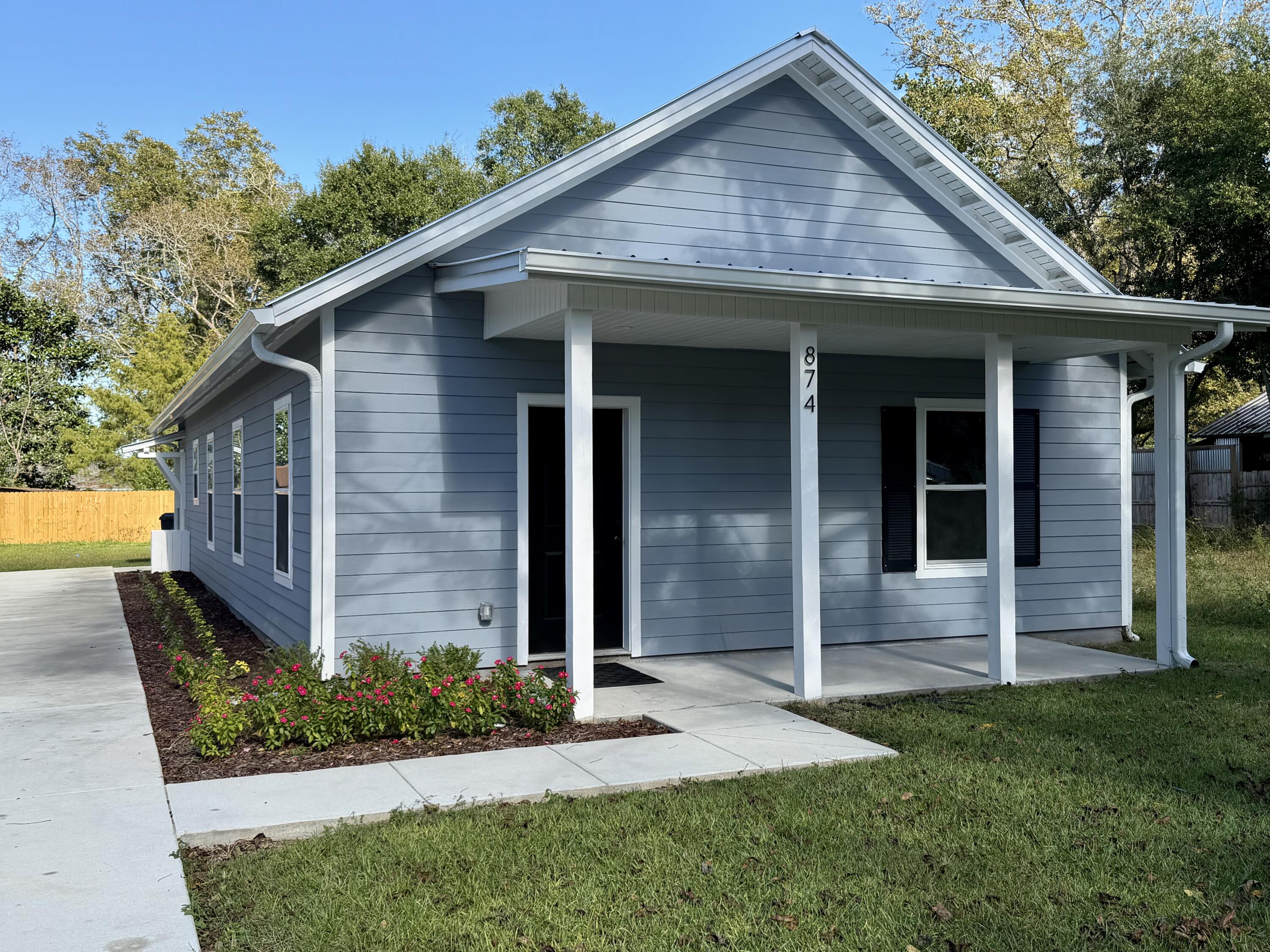 DEFUNIAK SPRINGS TOWN OF - Residential