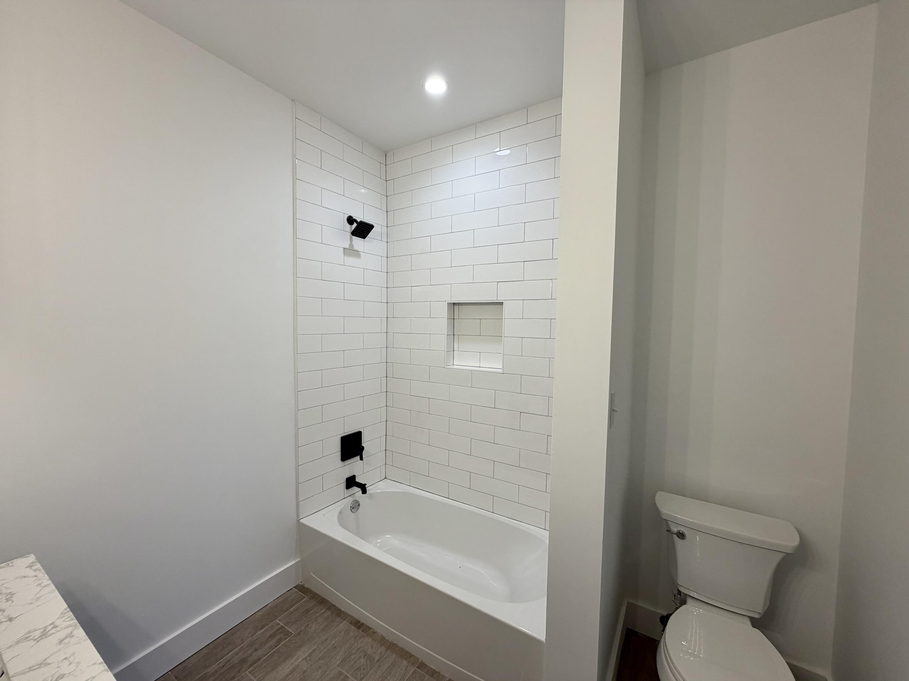 DEFUNIAK SPRINGS TOWN OF - Residential