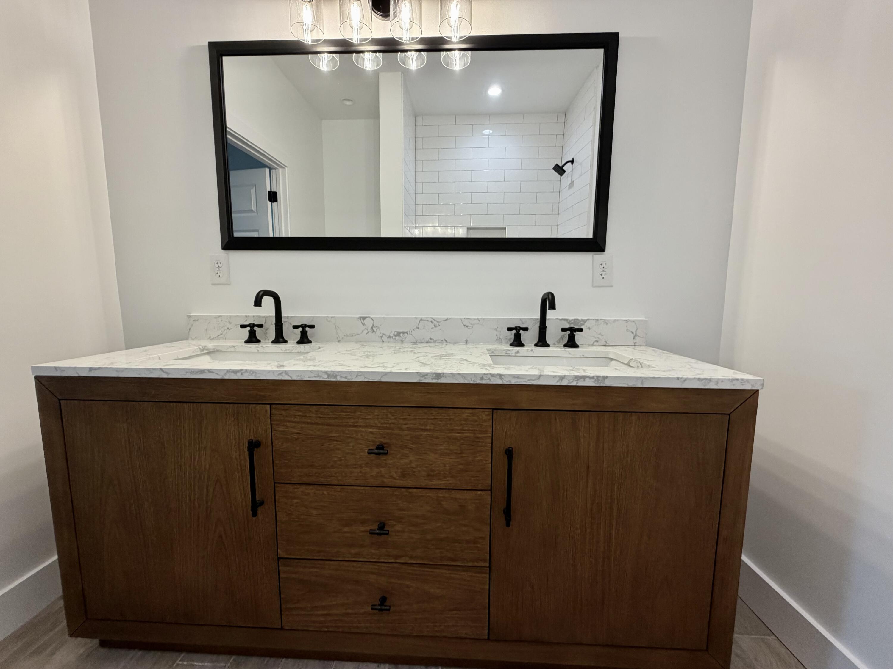 DEFUNIAK SPRINGS TOWN OF - Residential