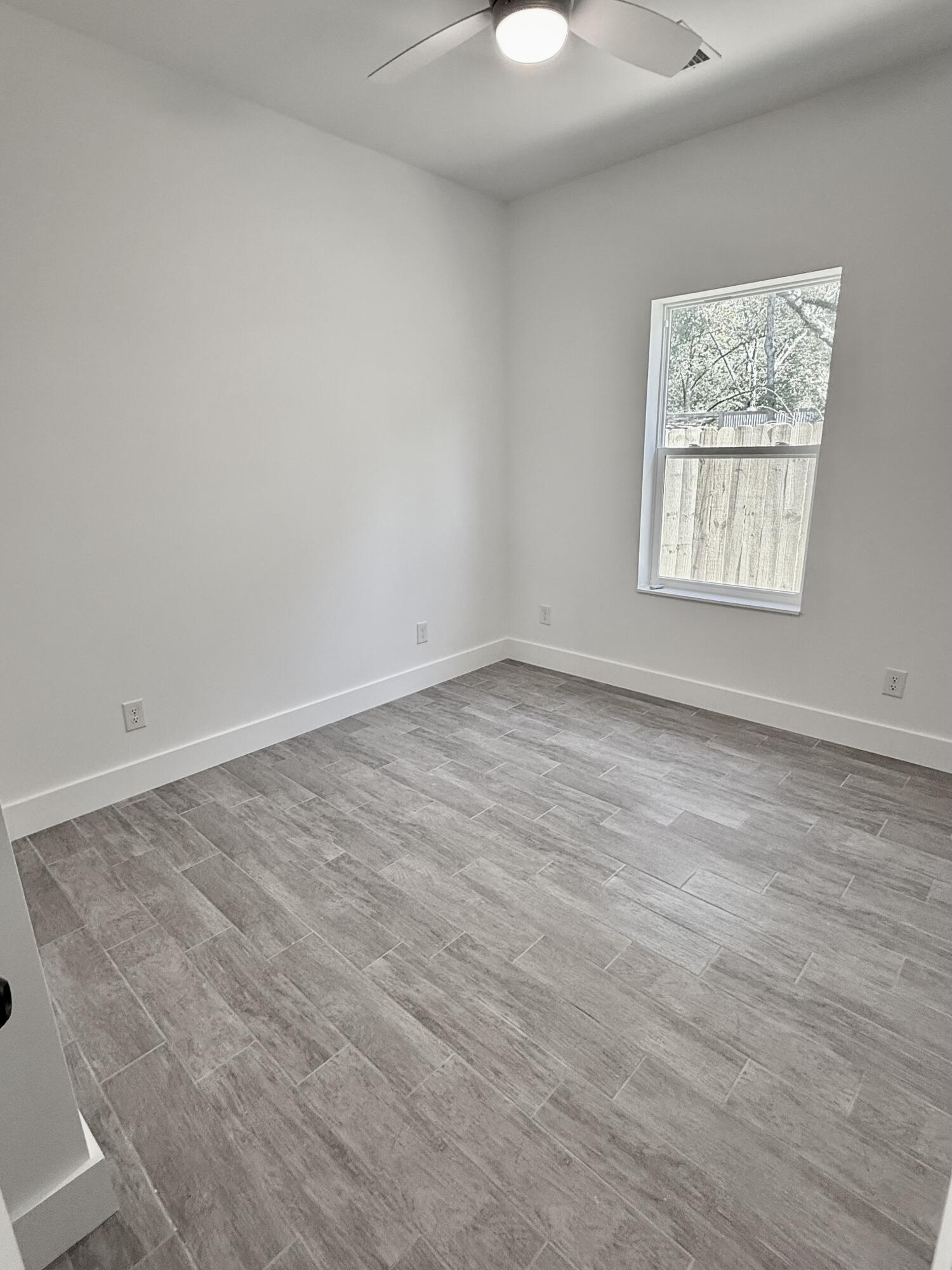 DEFUNIAK SPRINGS TOWN OF - Residential