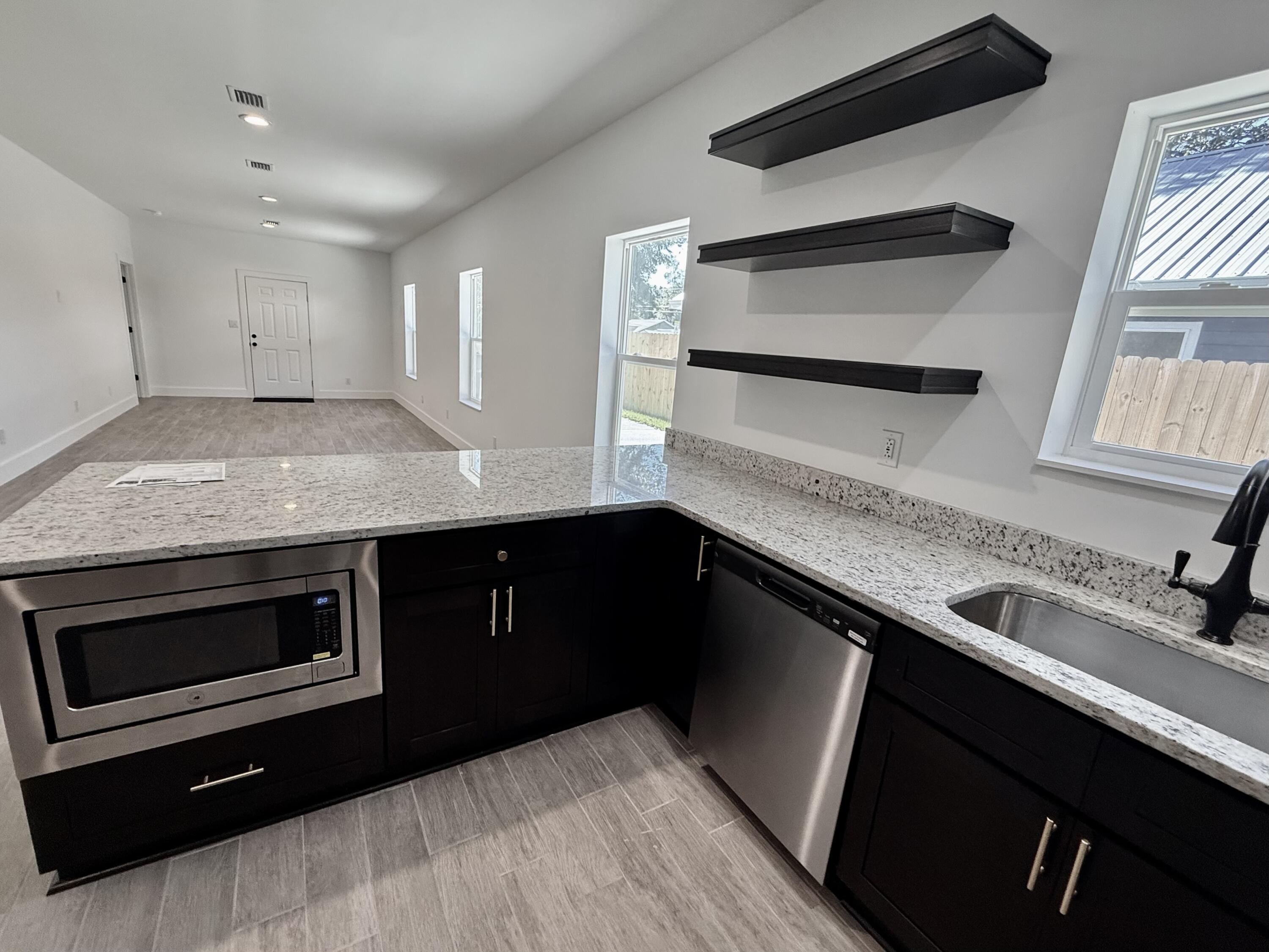 DEFUNIAK SPRINGS TOWN OF - Residential