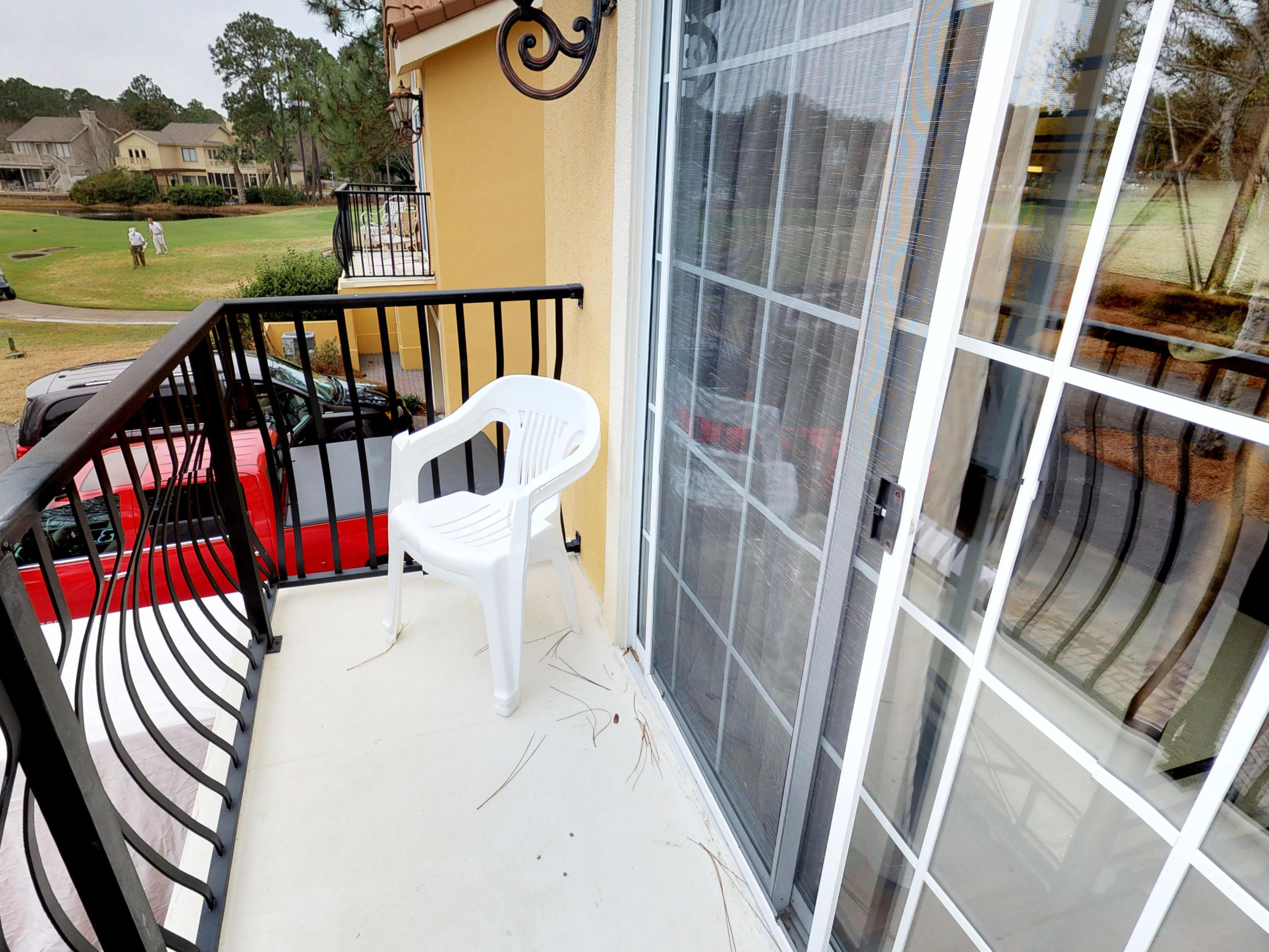 VANTAGE POINTE - Residential