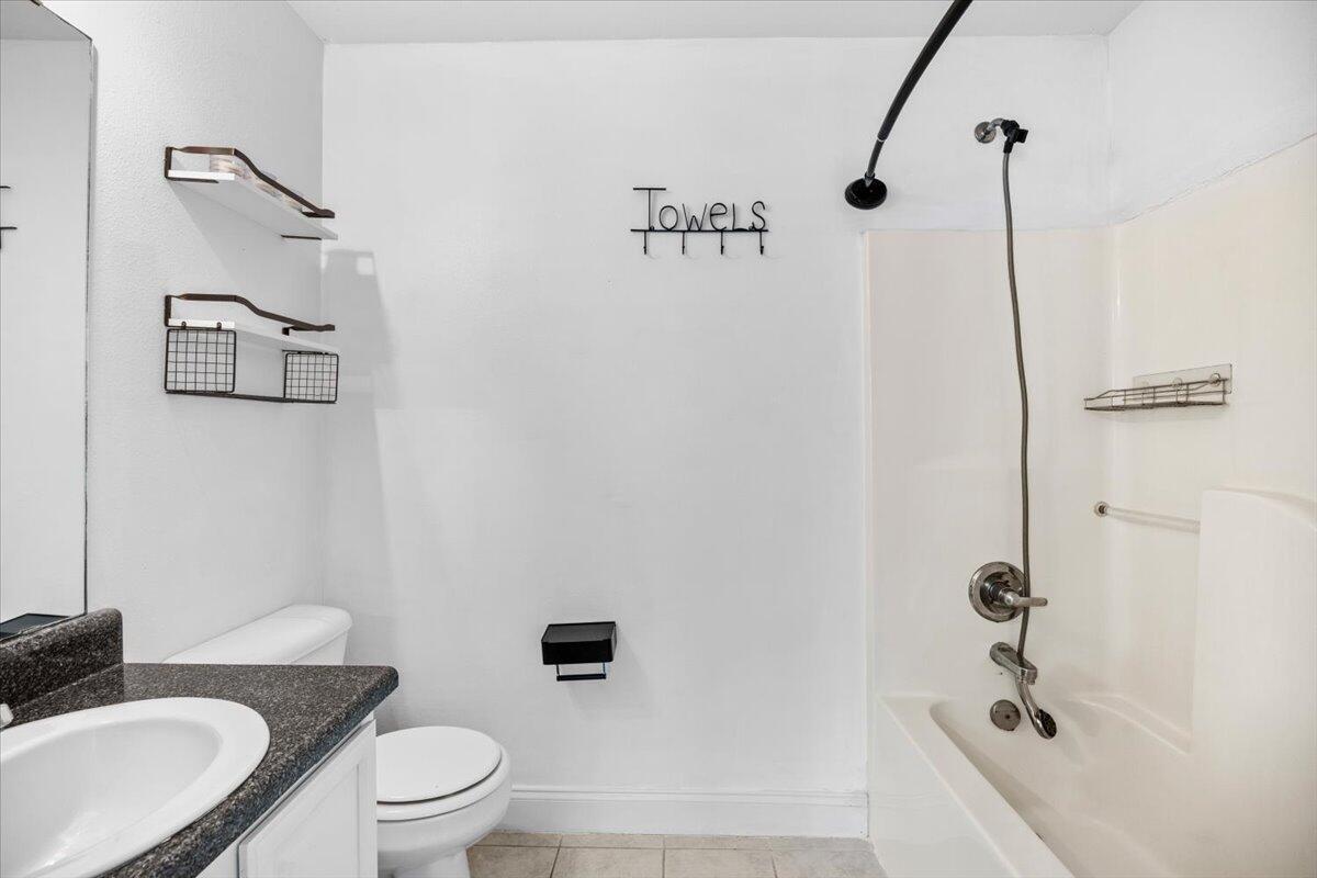 Bayshore Villa - Residential Lease