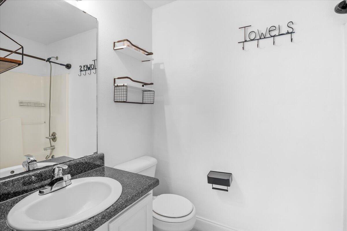 Bayshore Villa - Residential Lease