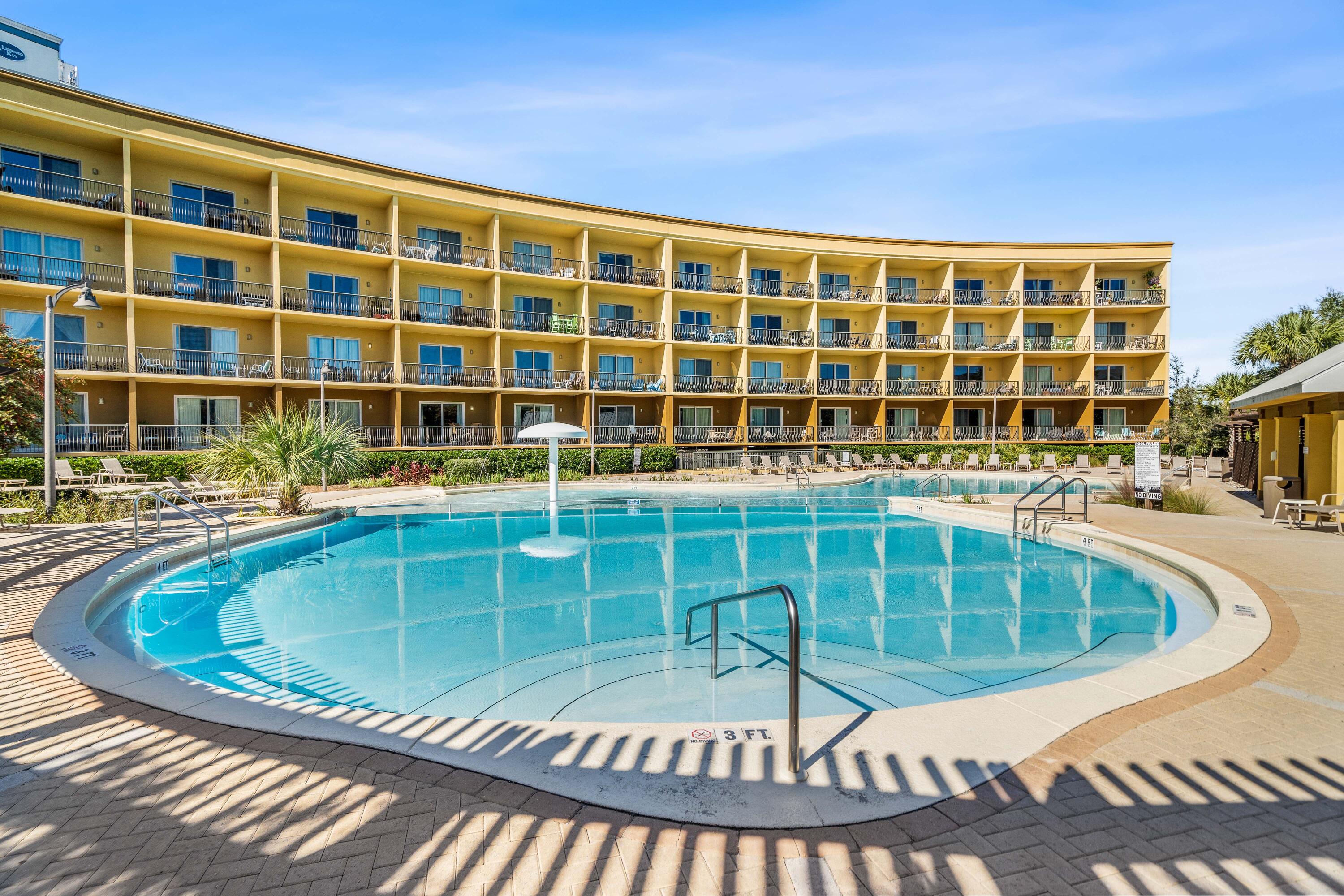 BEACH RESORT - Residential