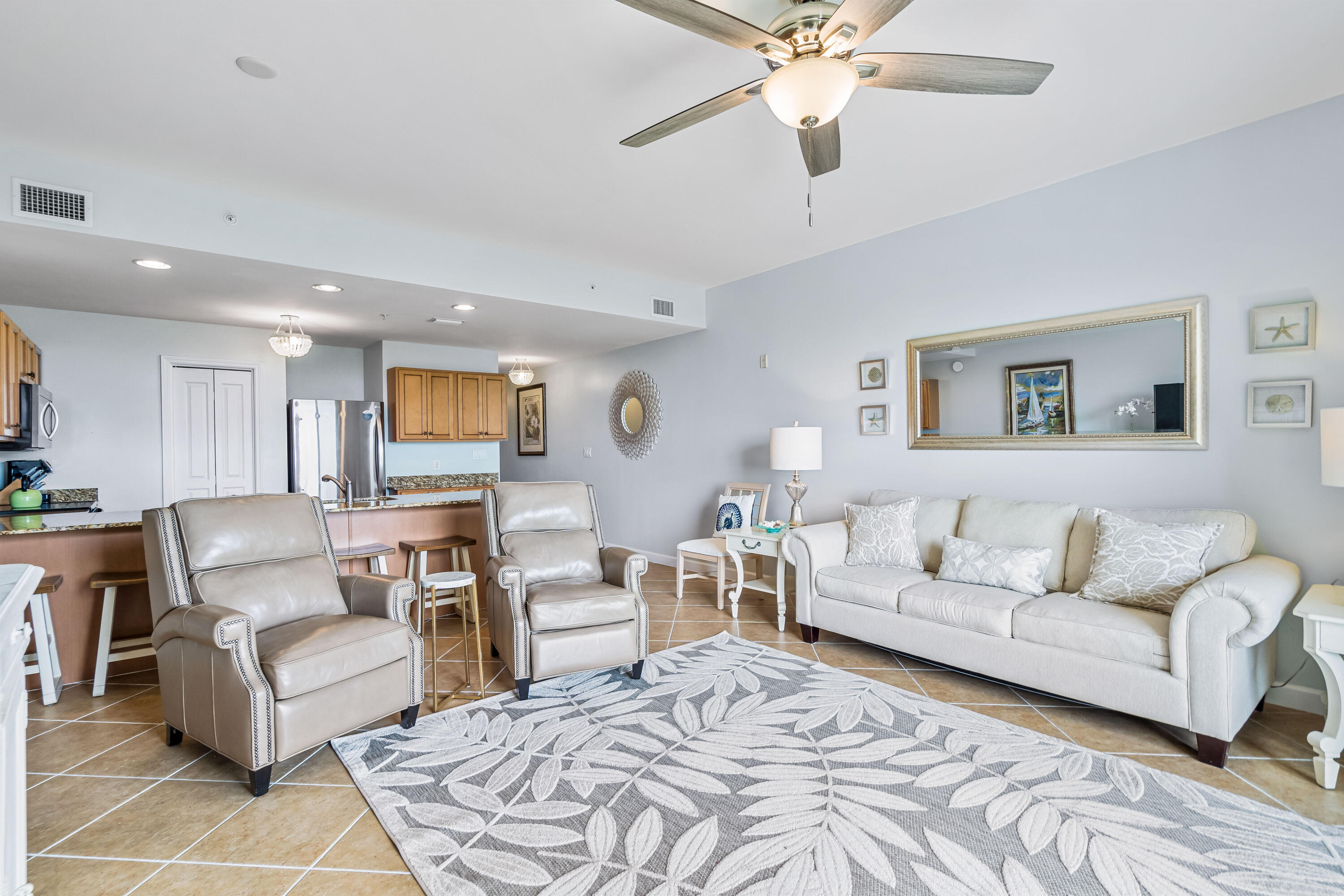 BEACH RESORT - Residential