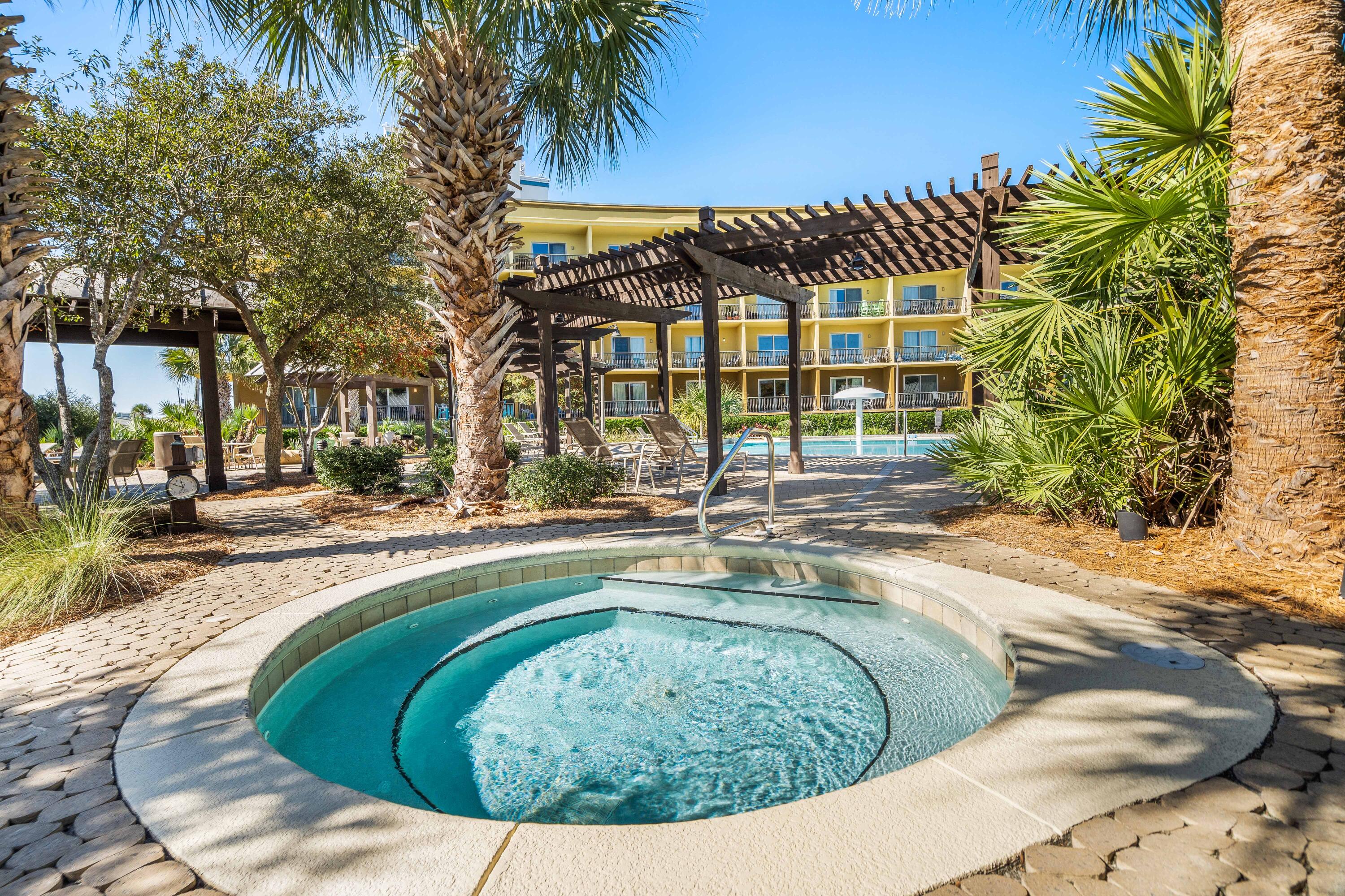 BEACH RESORT - Residential