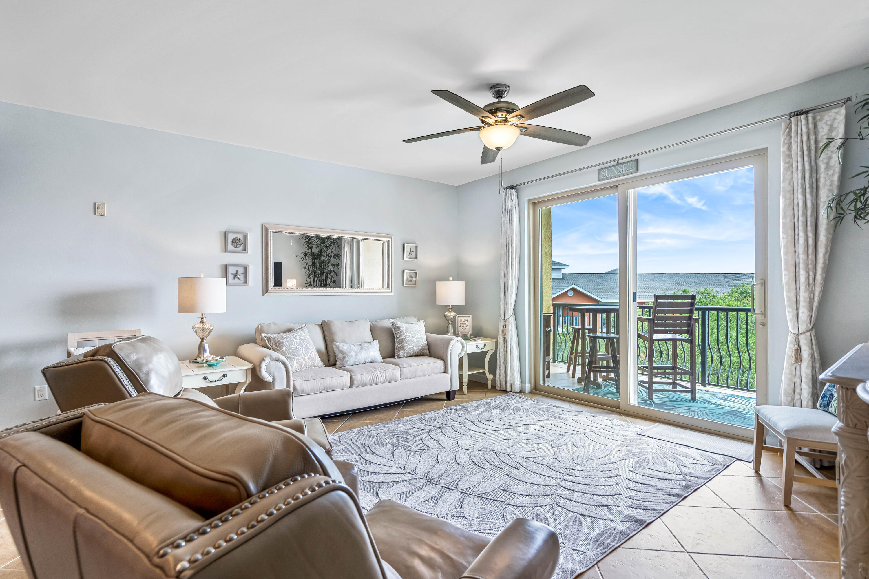 BEACH RESORT - Residential