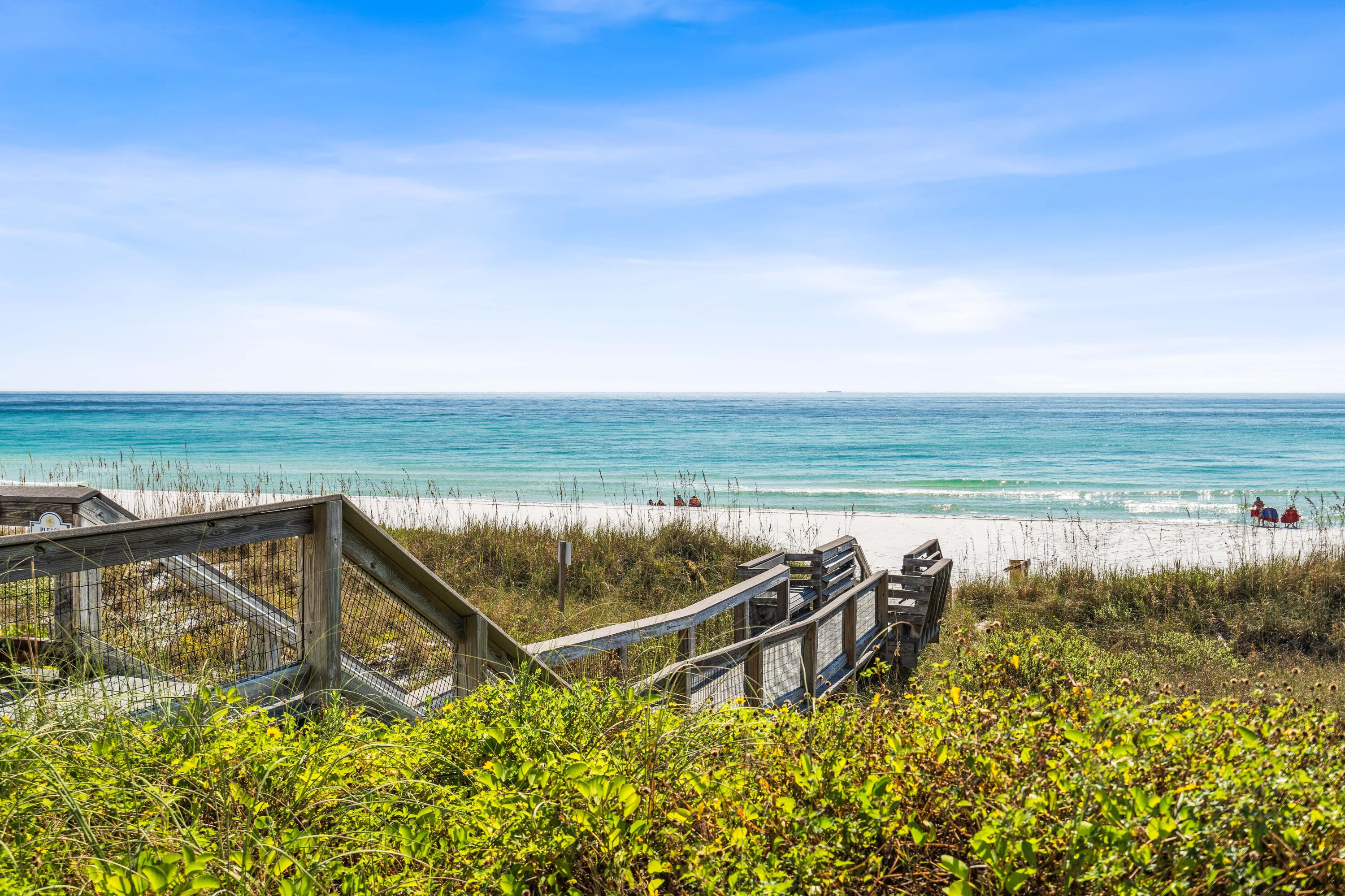 BEACH RESORT - Residential