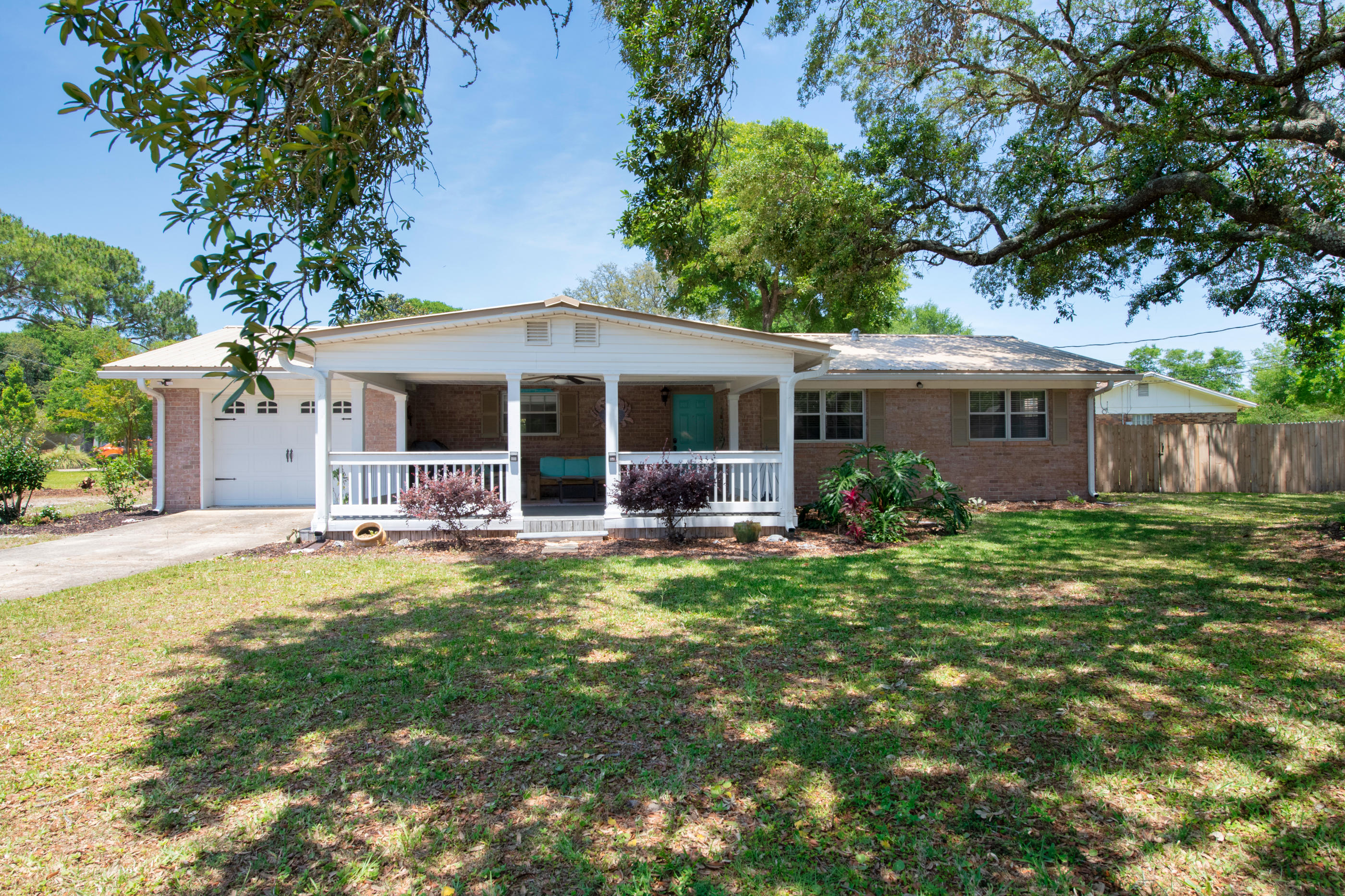 BAYSHORE PARK UNIT 2 - Residential