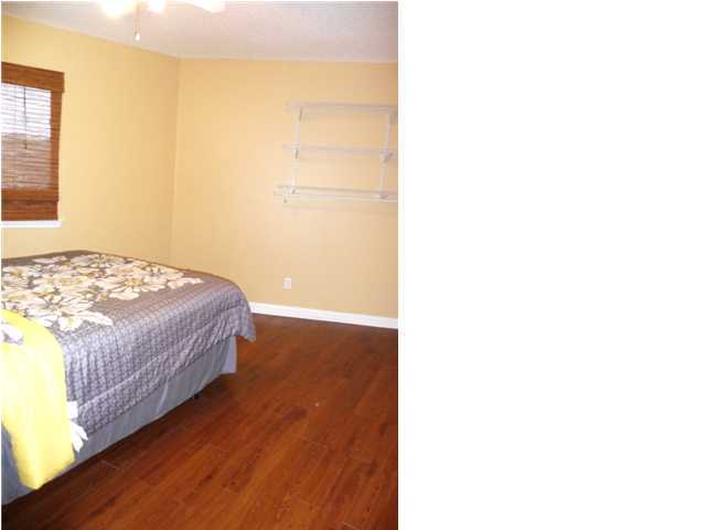 CRYSTAL VILLAGE 2 CONDO PH 1 - Residential