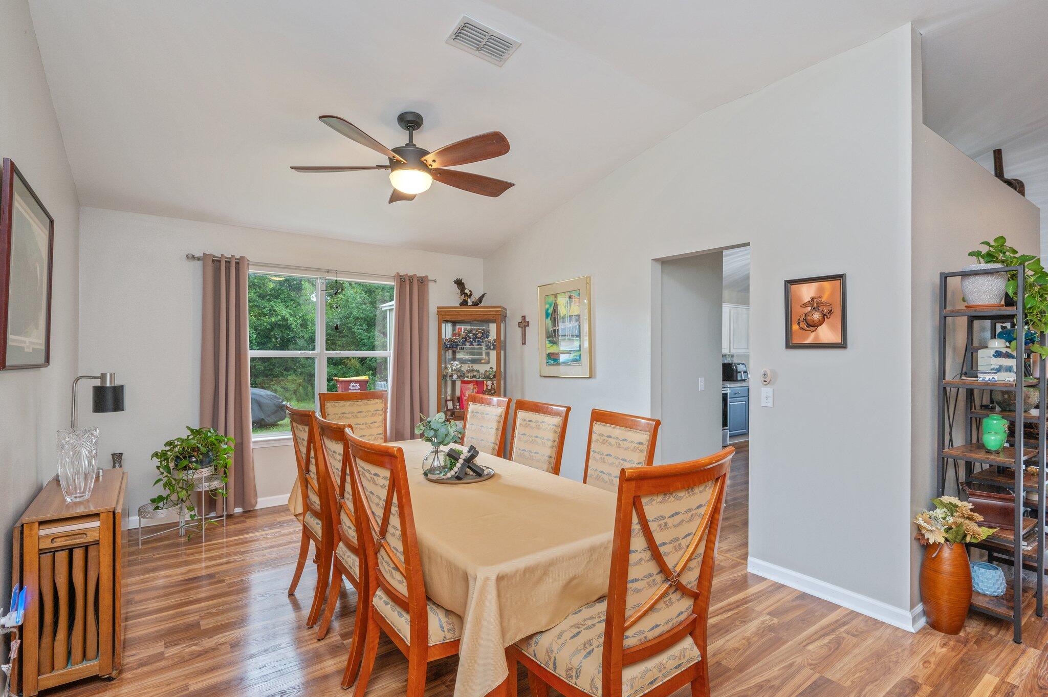 COUNTRYVIEW ESTATES 10TH ADDN - Residential