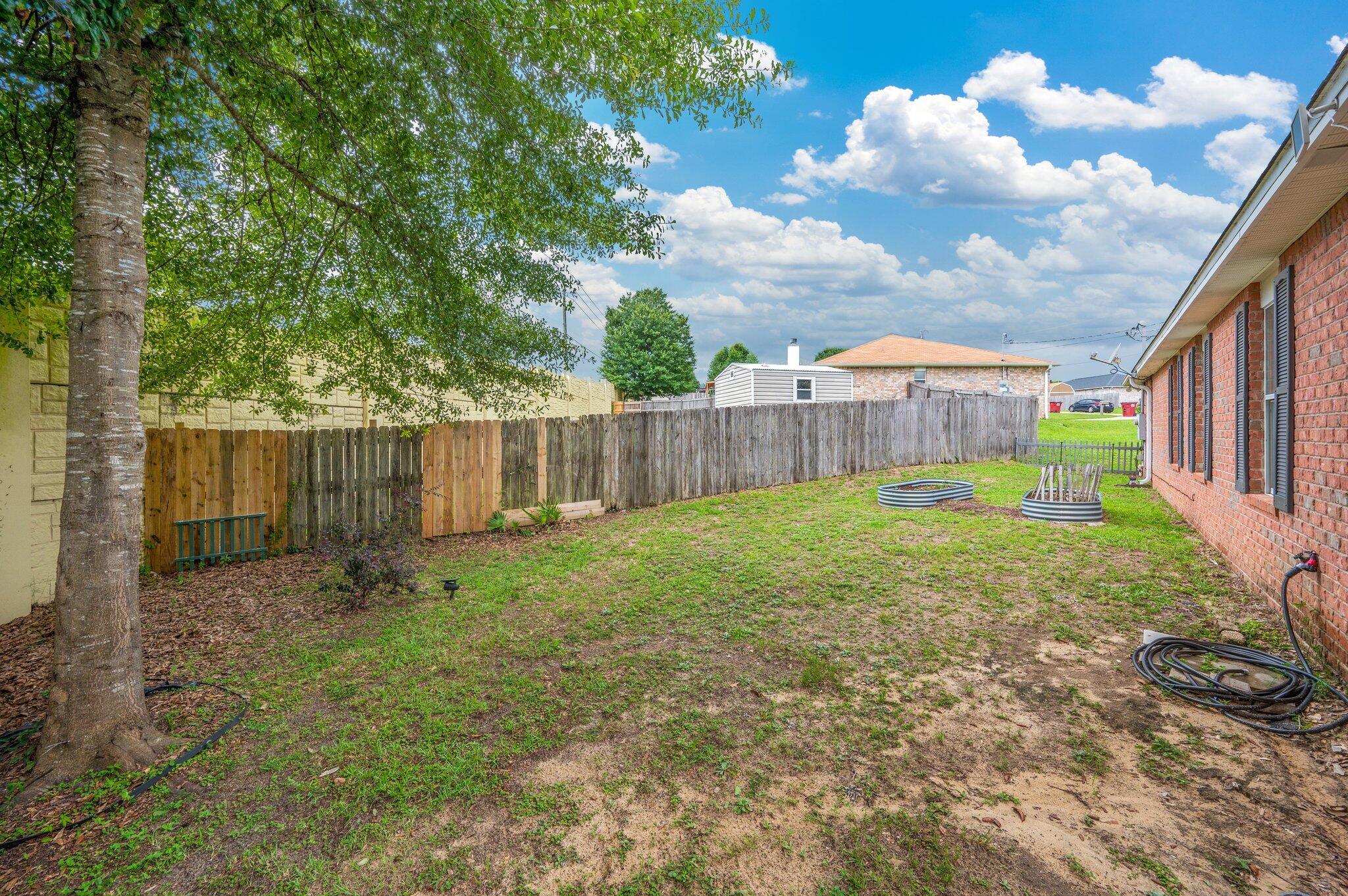 COUNTRYVIEW ESTATES 10TH ADDN - Residential