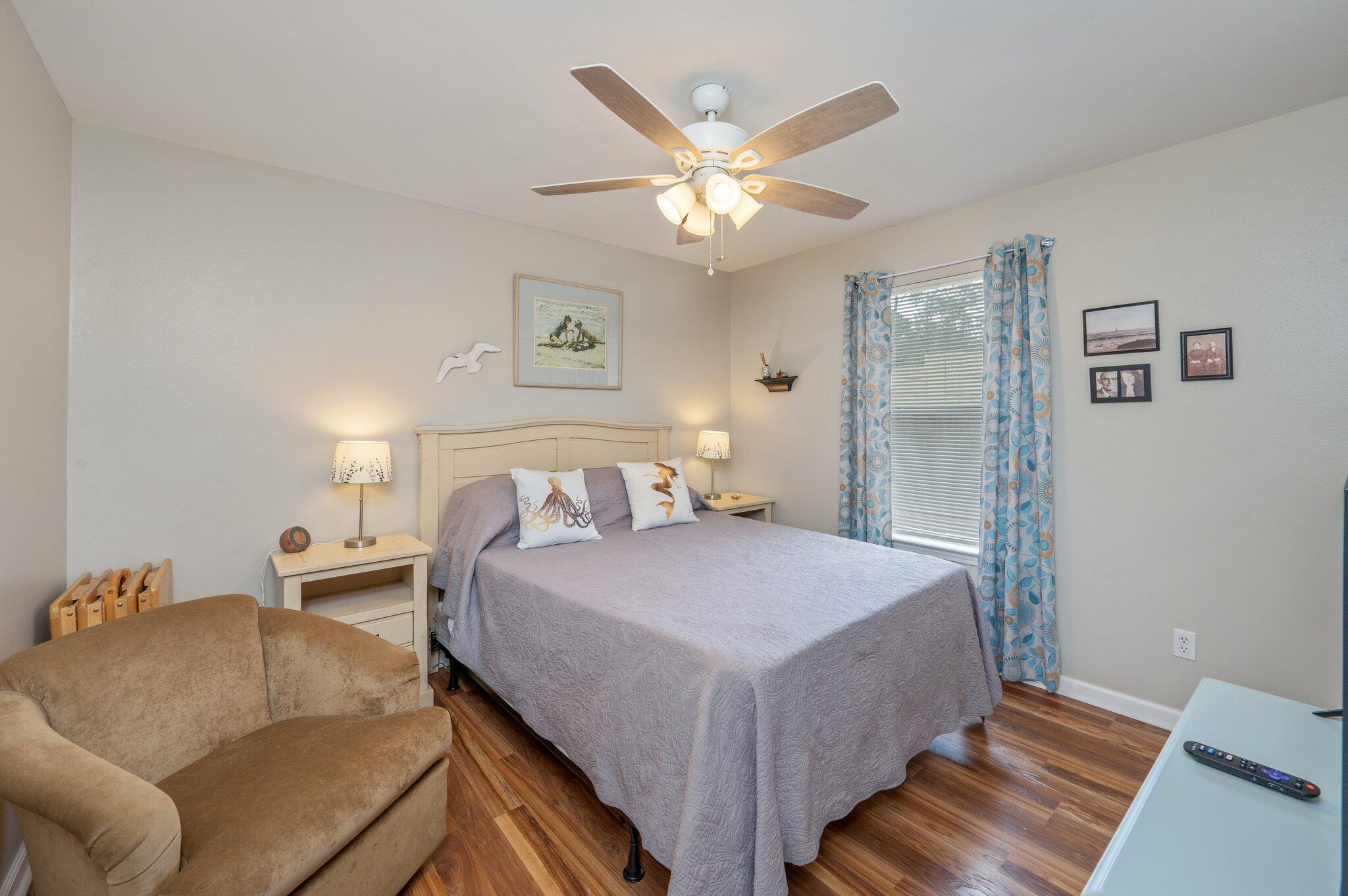 COUNTRYVIEW ESTATES 10TH ADDN - Residential