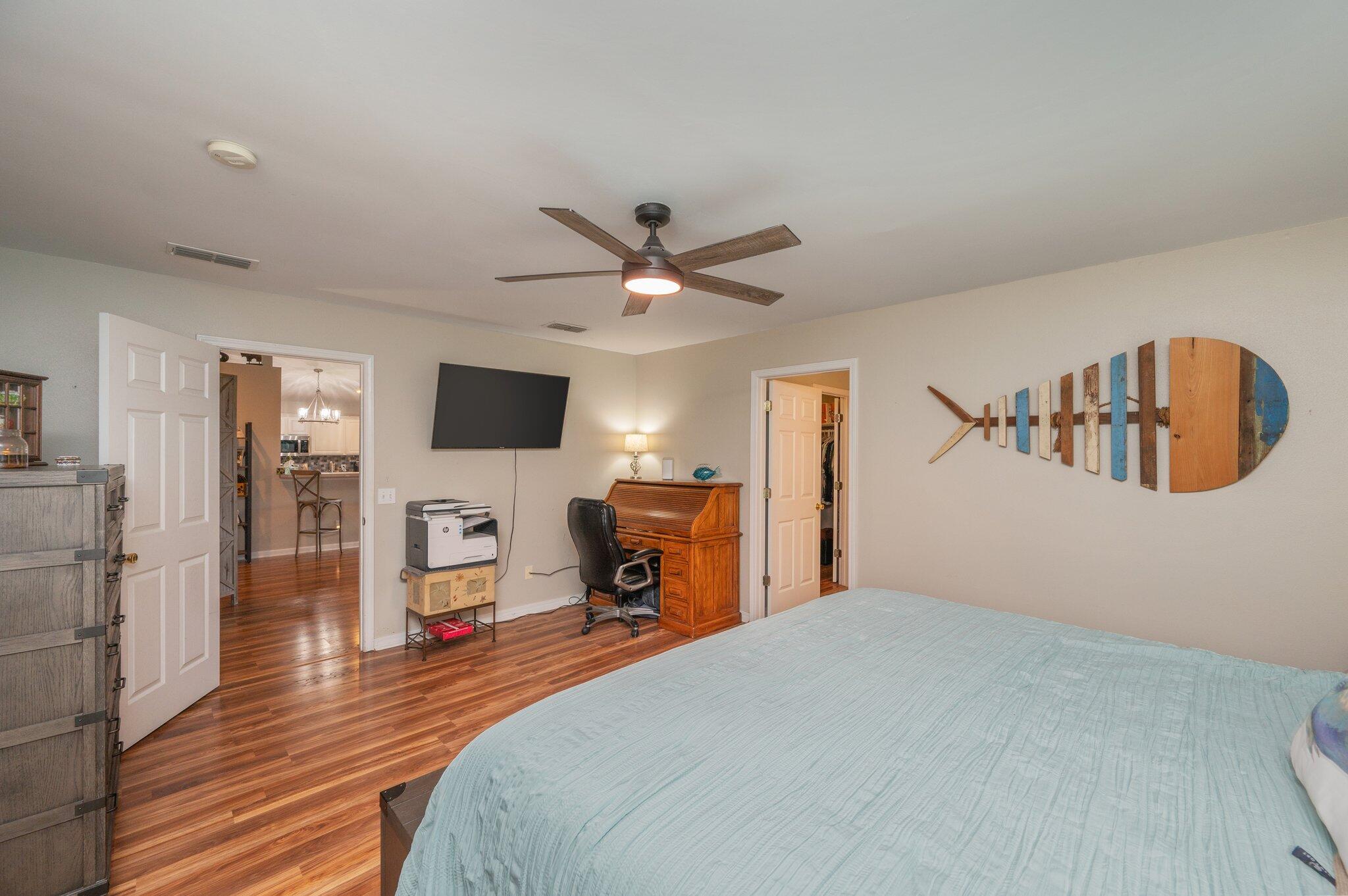 COUNTRYVIEW ESTATES 10TH ADDN - Residential