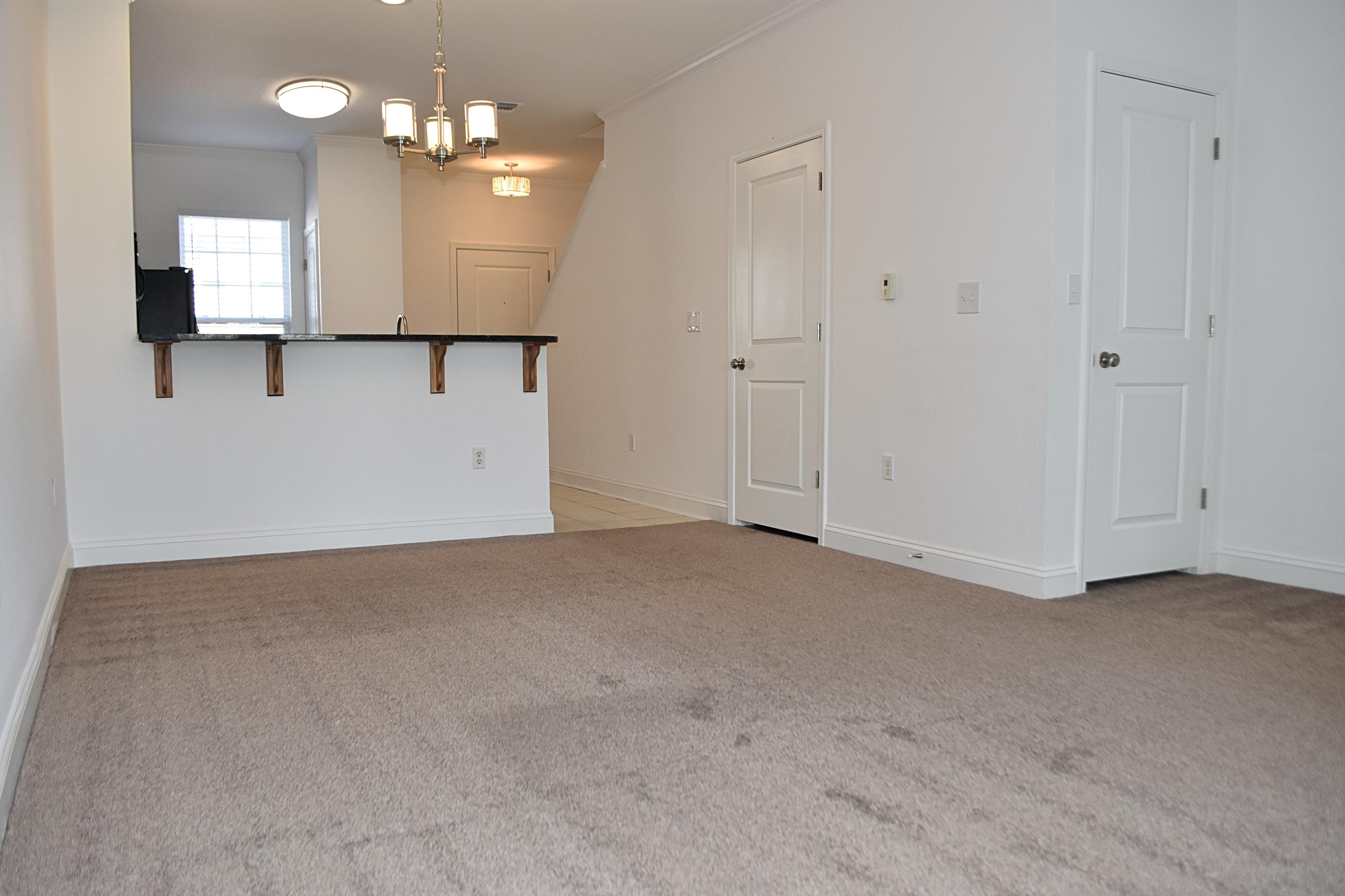 VERANDAS OF FREEPORT, THE - Residential Lease