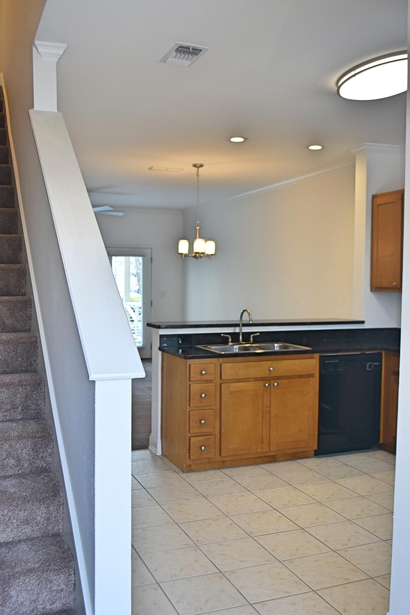 VERANDAS OF FREEPORT, THE - Residential Lease