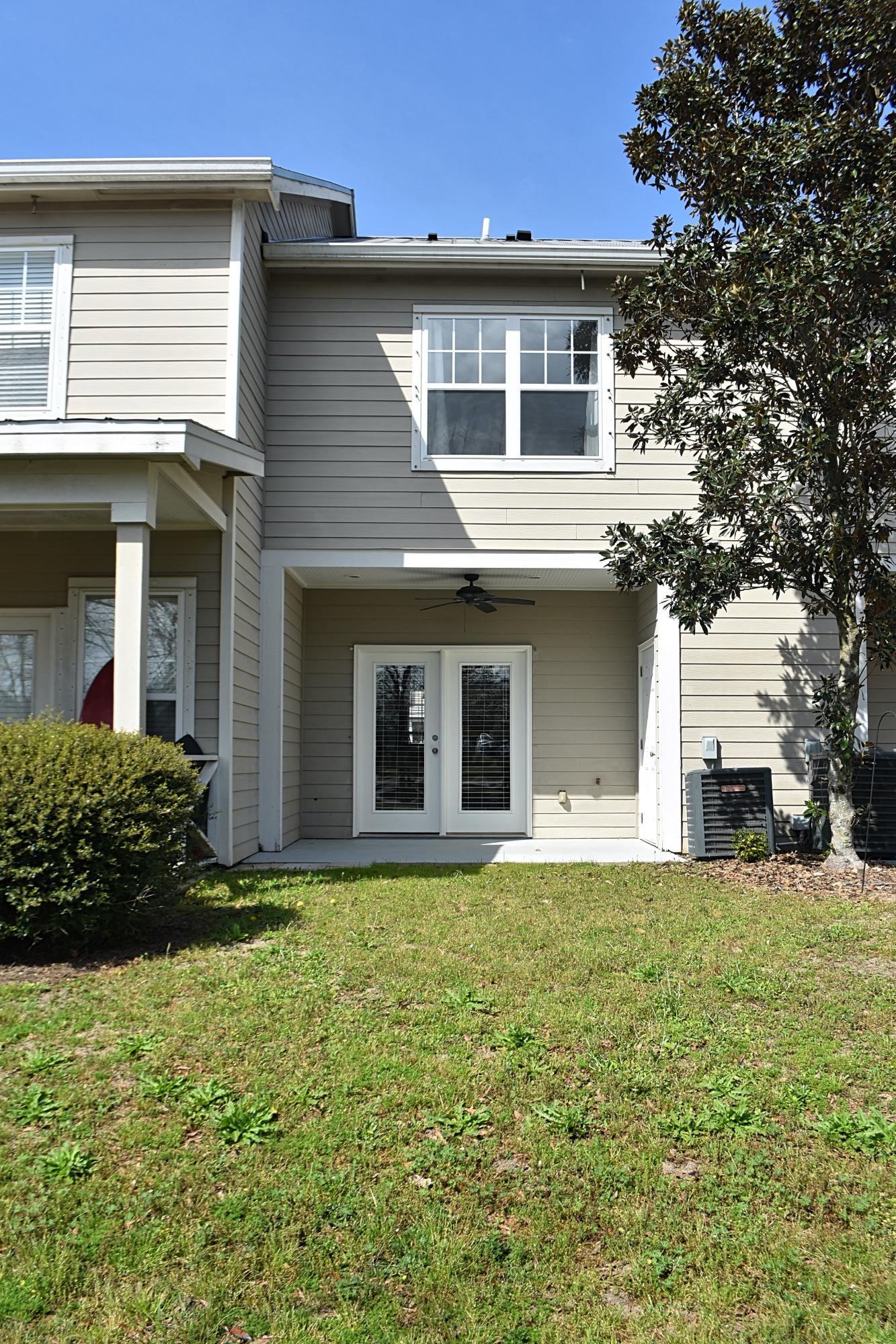 VERANDAS OF FREEPORT, THE - Residential Lease