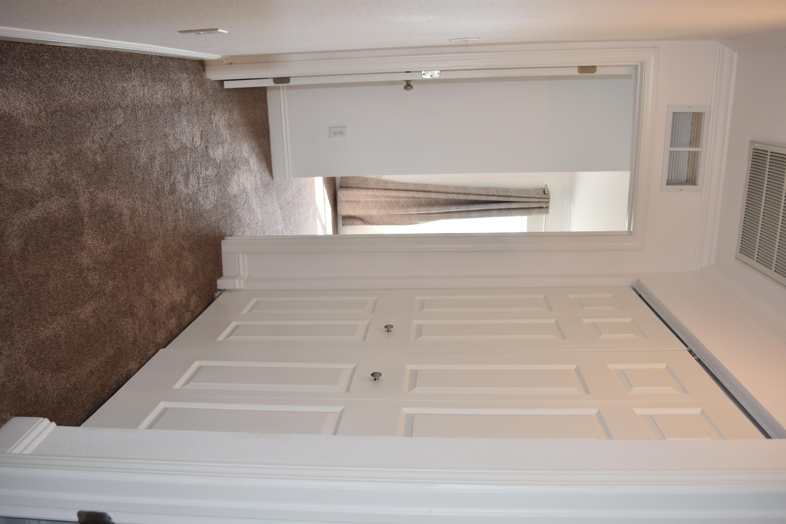 VERANDAS OF FREEPORT, THE - Residential Lease