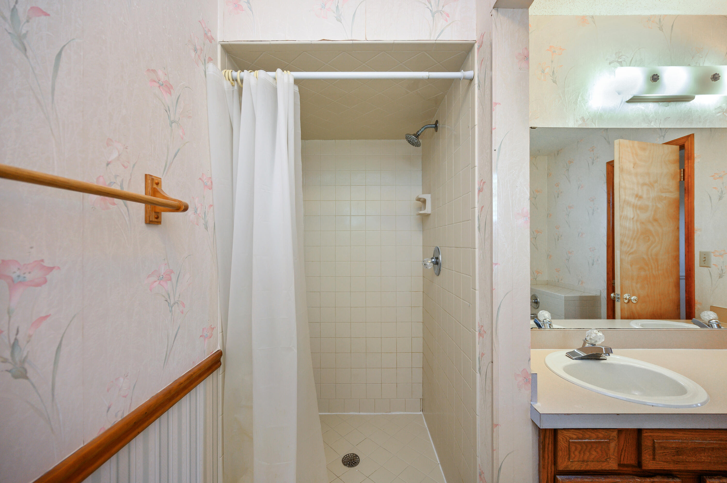 COUNTRYVIEW ESTATES - Residential