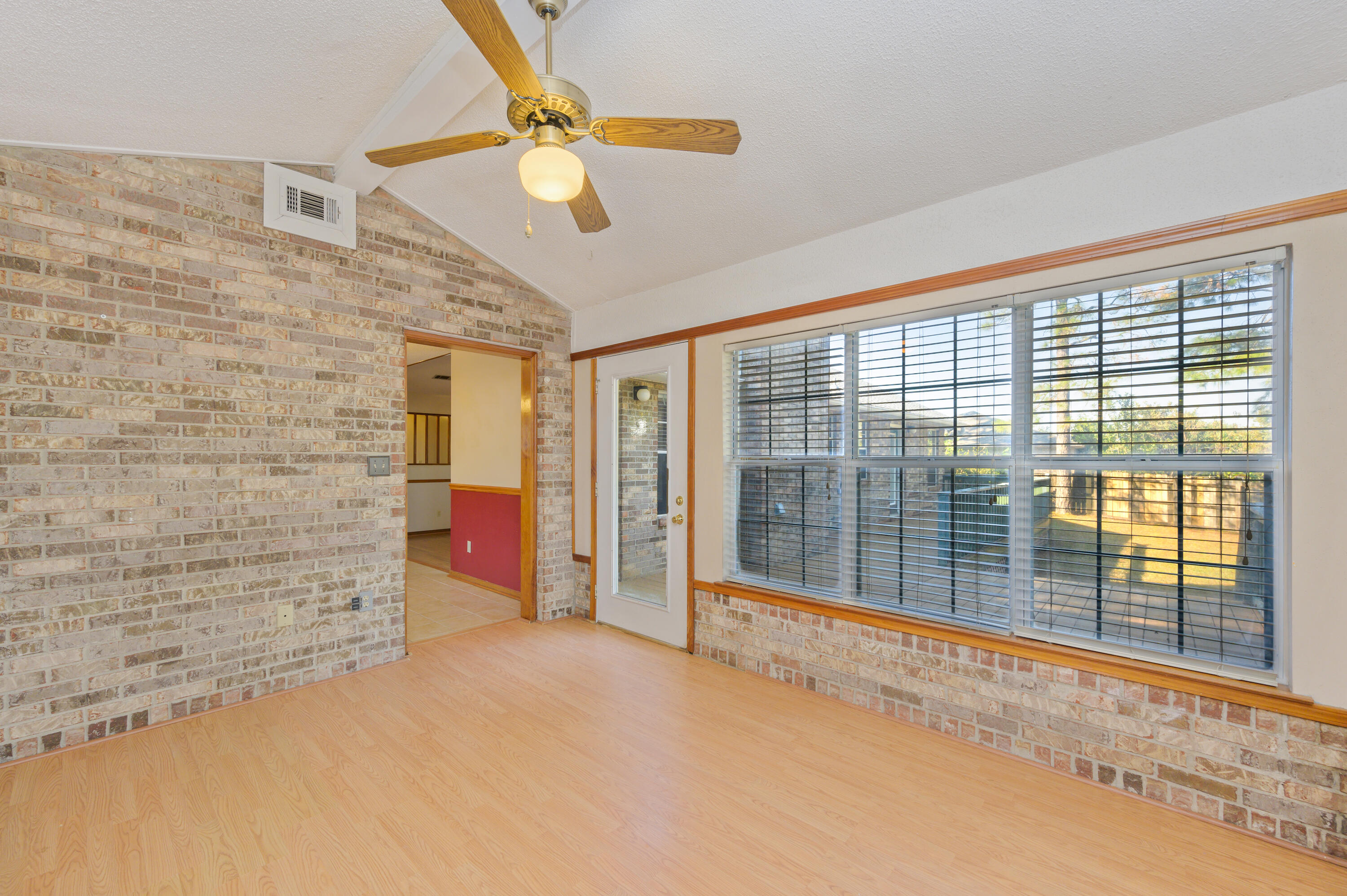 COUNTRYVIEW ESTATES - Residential