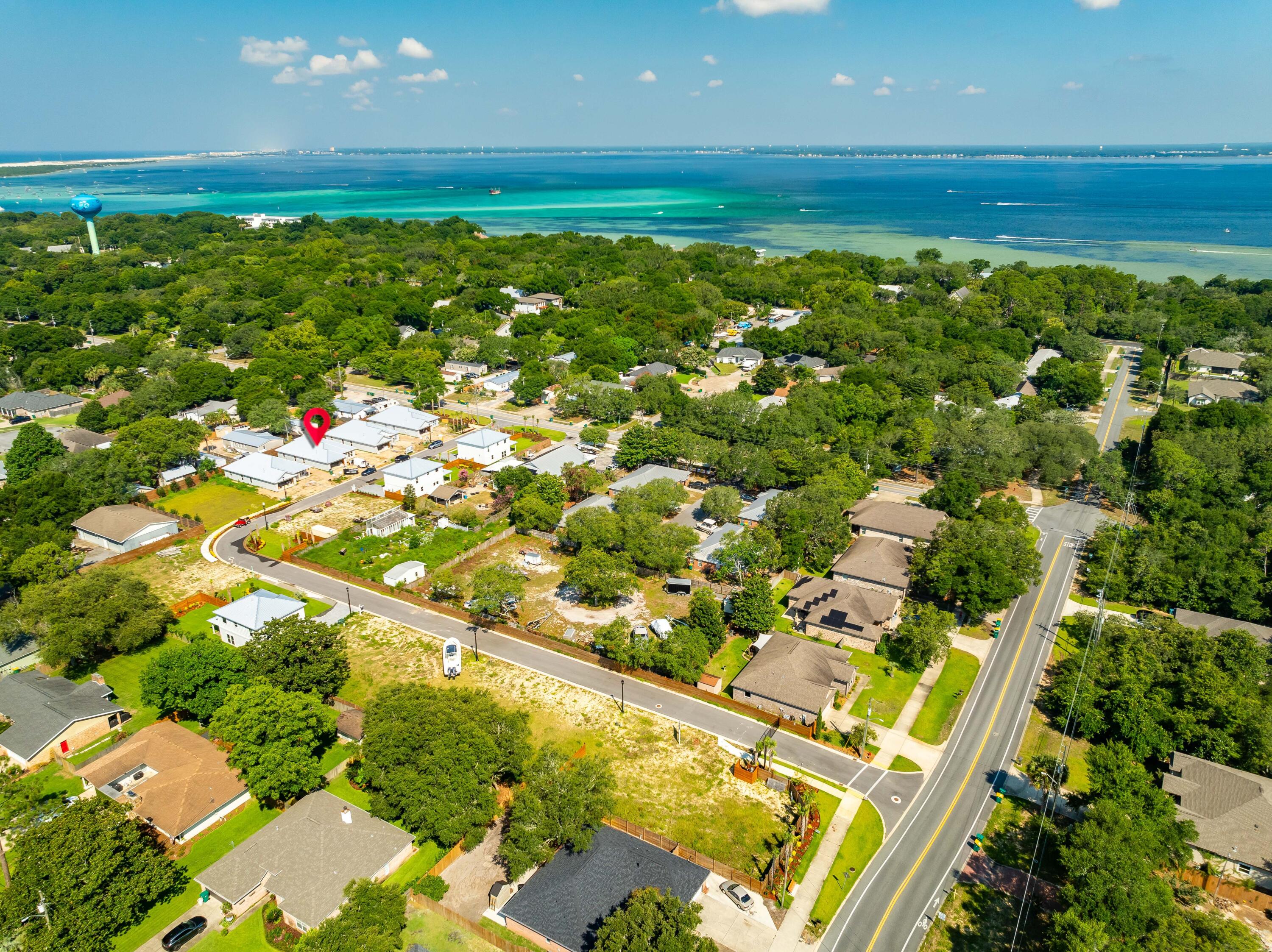 DESTIN COTTAGES - Residential