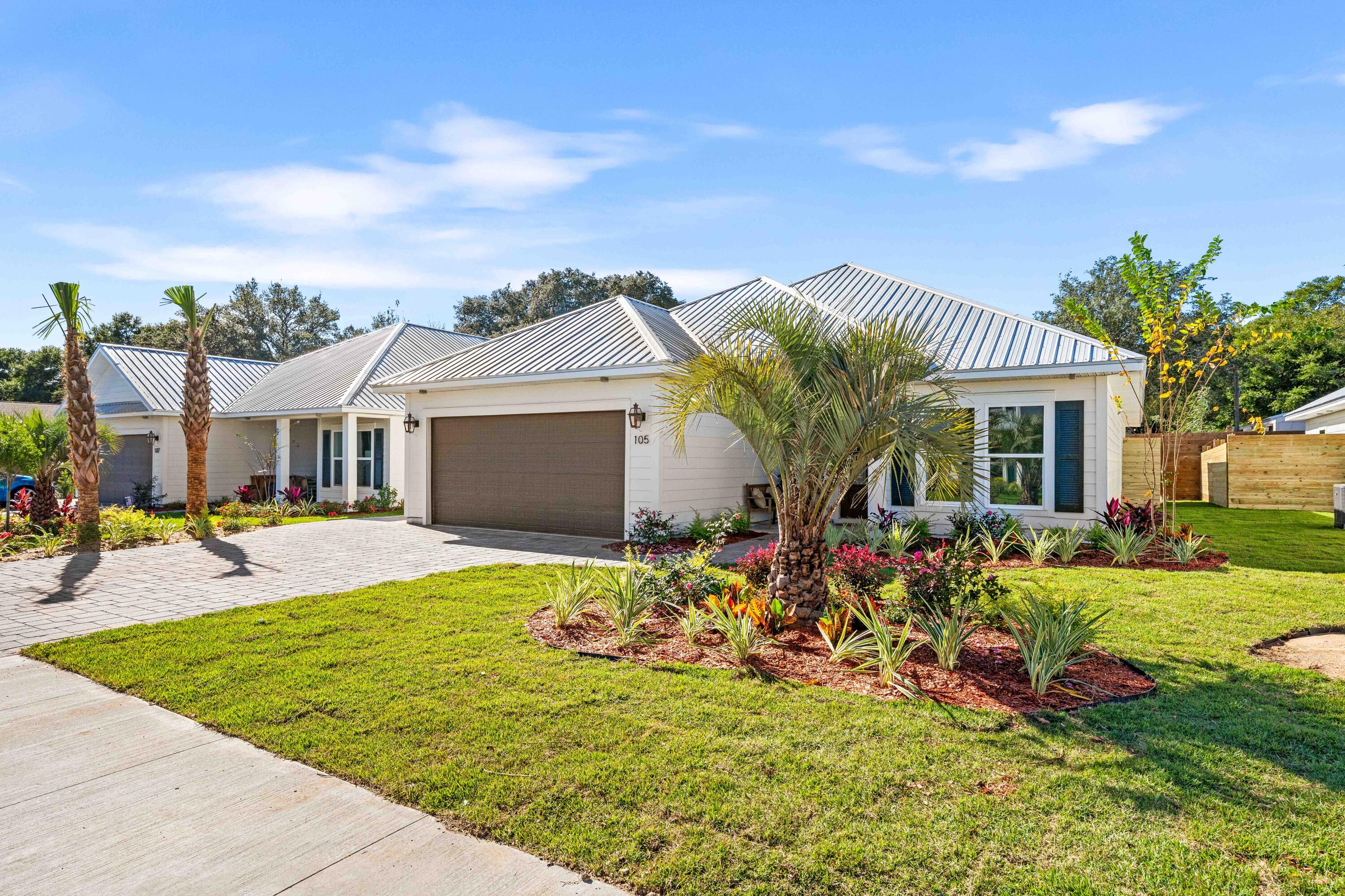 DESTIN COTTAGES - Residential