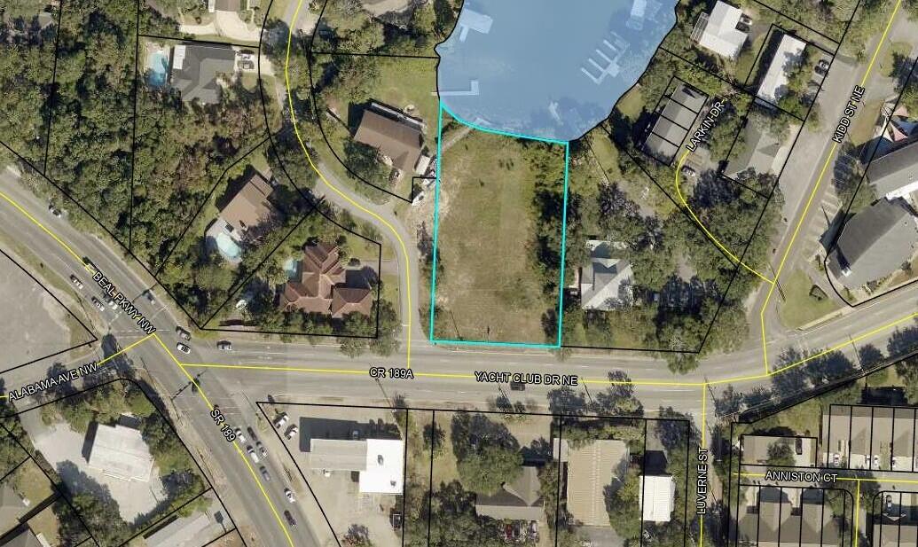 Excellent opportunity to acquire a large waterfront property on Cinco Bayou. The site consists of three lots with a Declaration of Condominium record in public records in Okaloosa County. This site is cleared with bulkheads and some dockage in place.