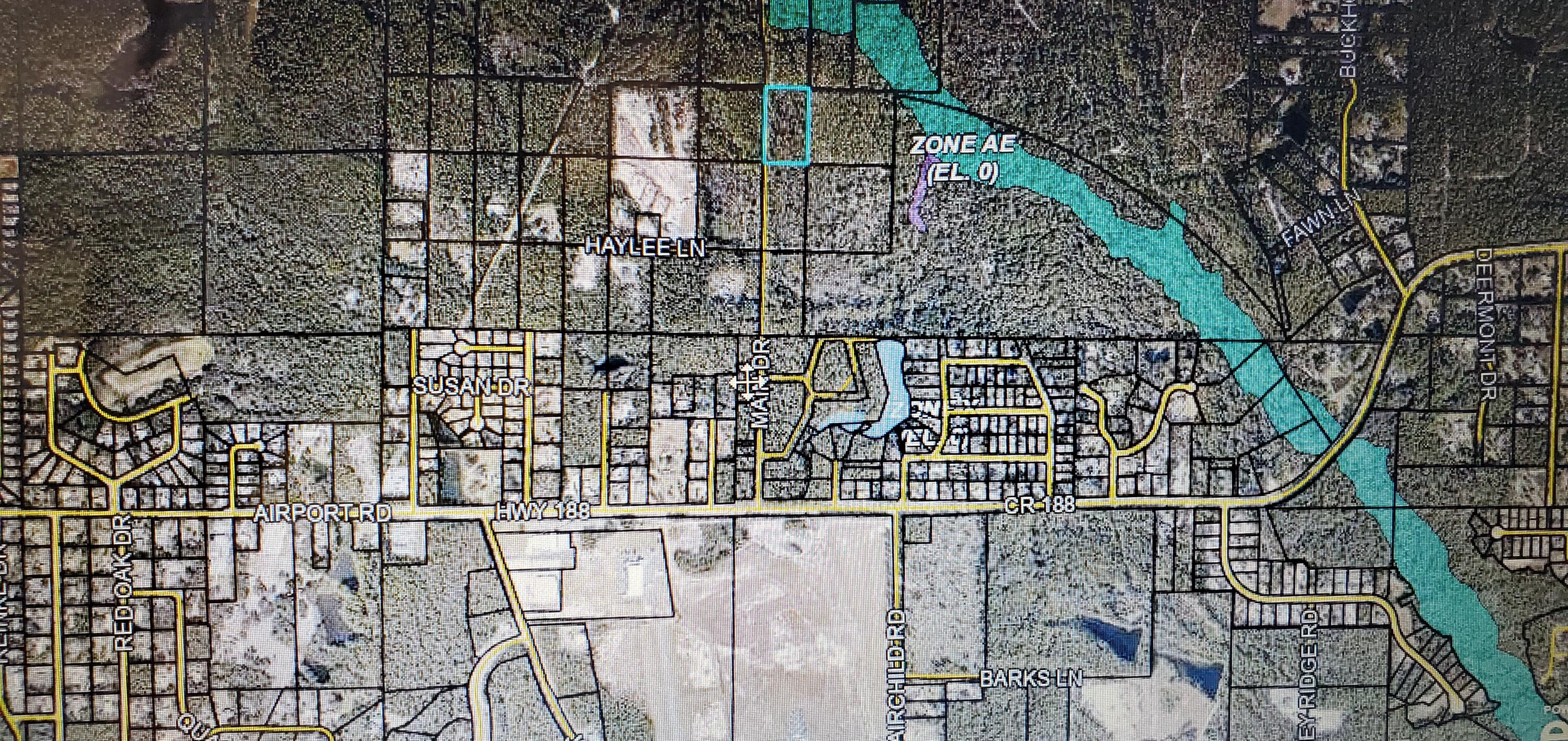 NO RECORDED SUBDIVISION - Land