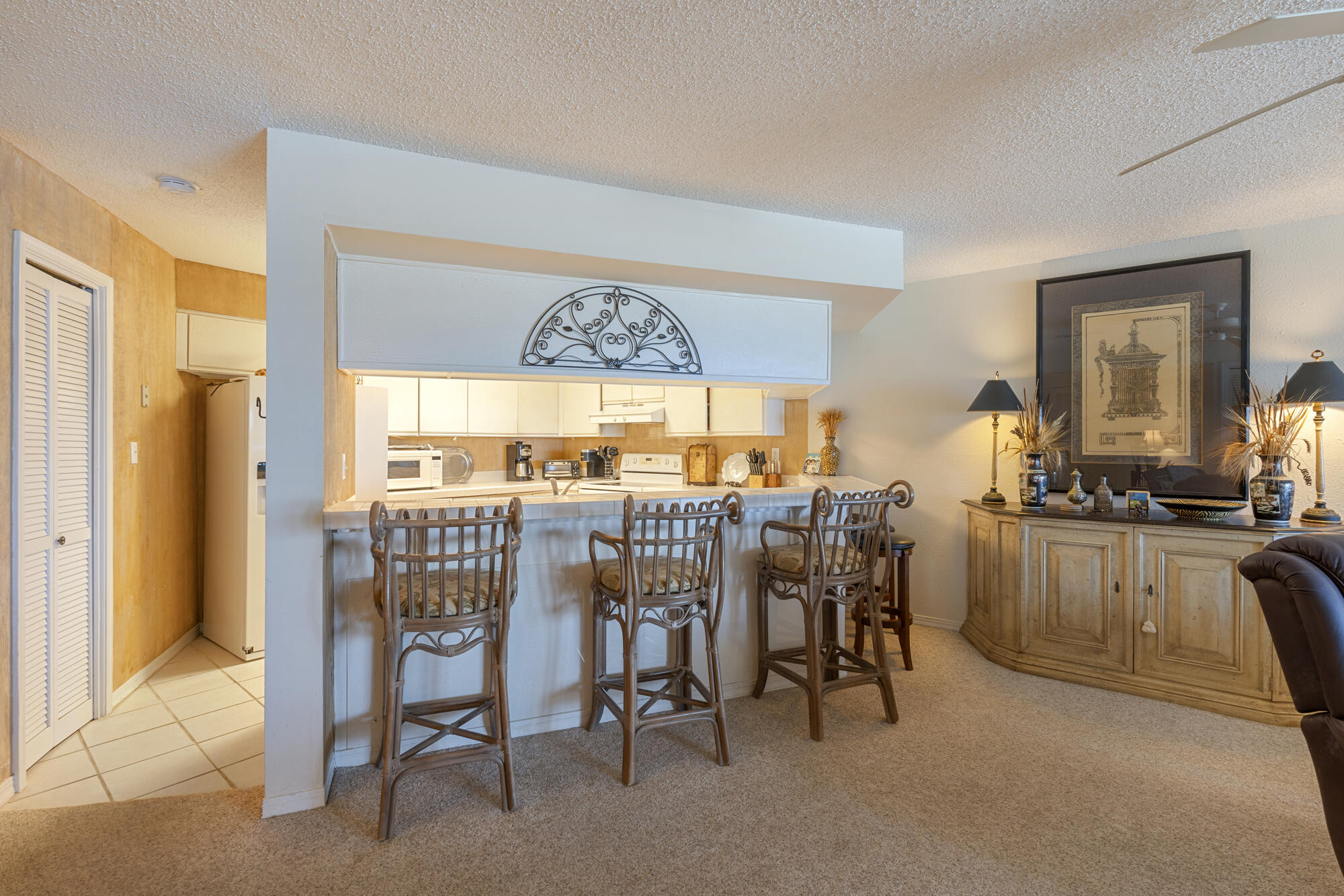 SANDSPUR CONDO - Residential