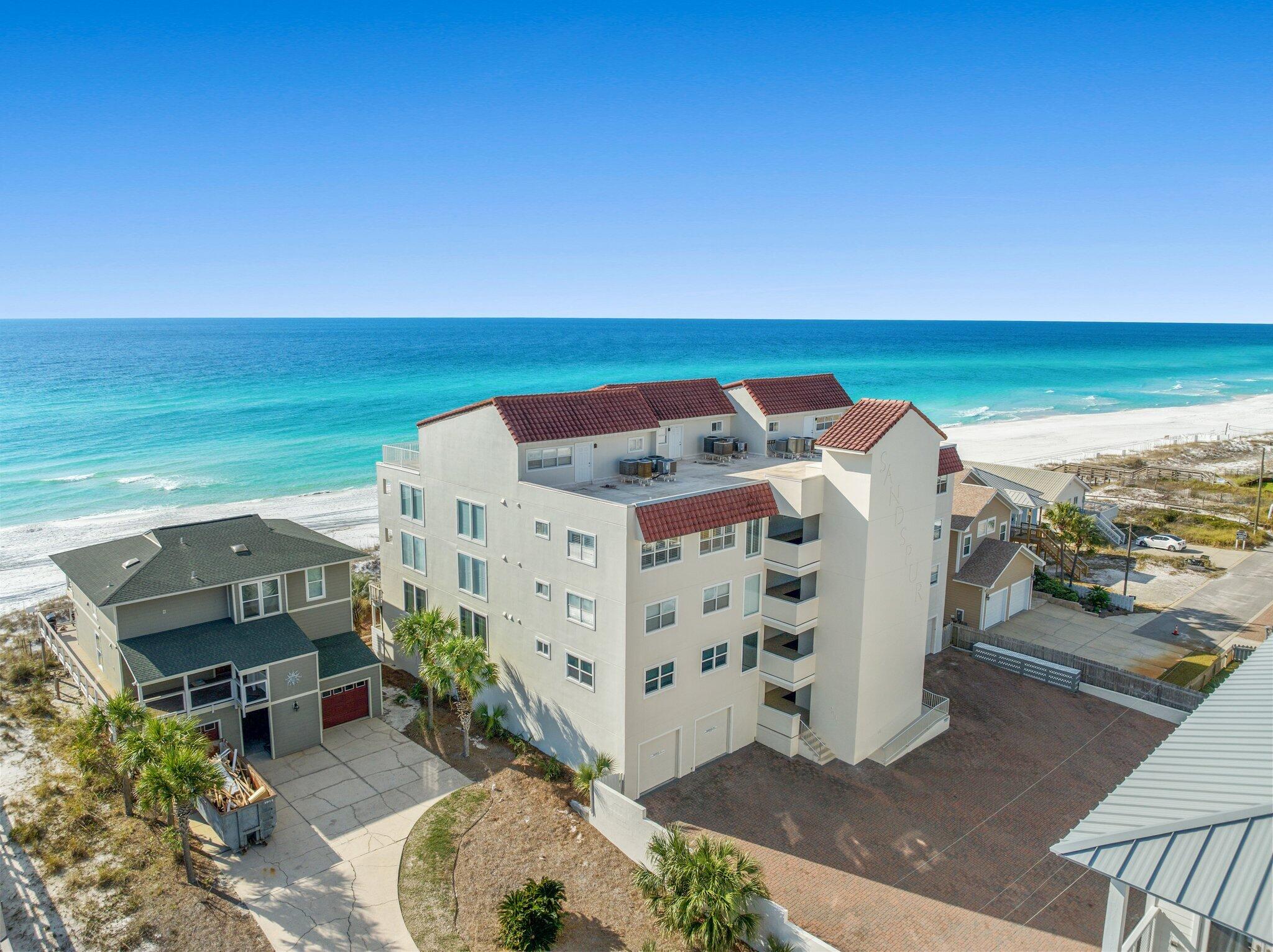 SANDSPUR CONDO - Residential