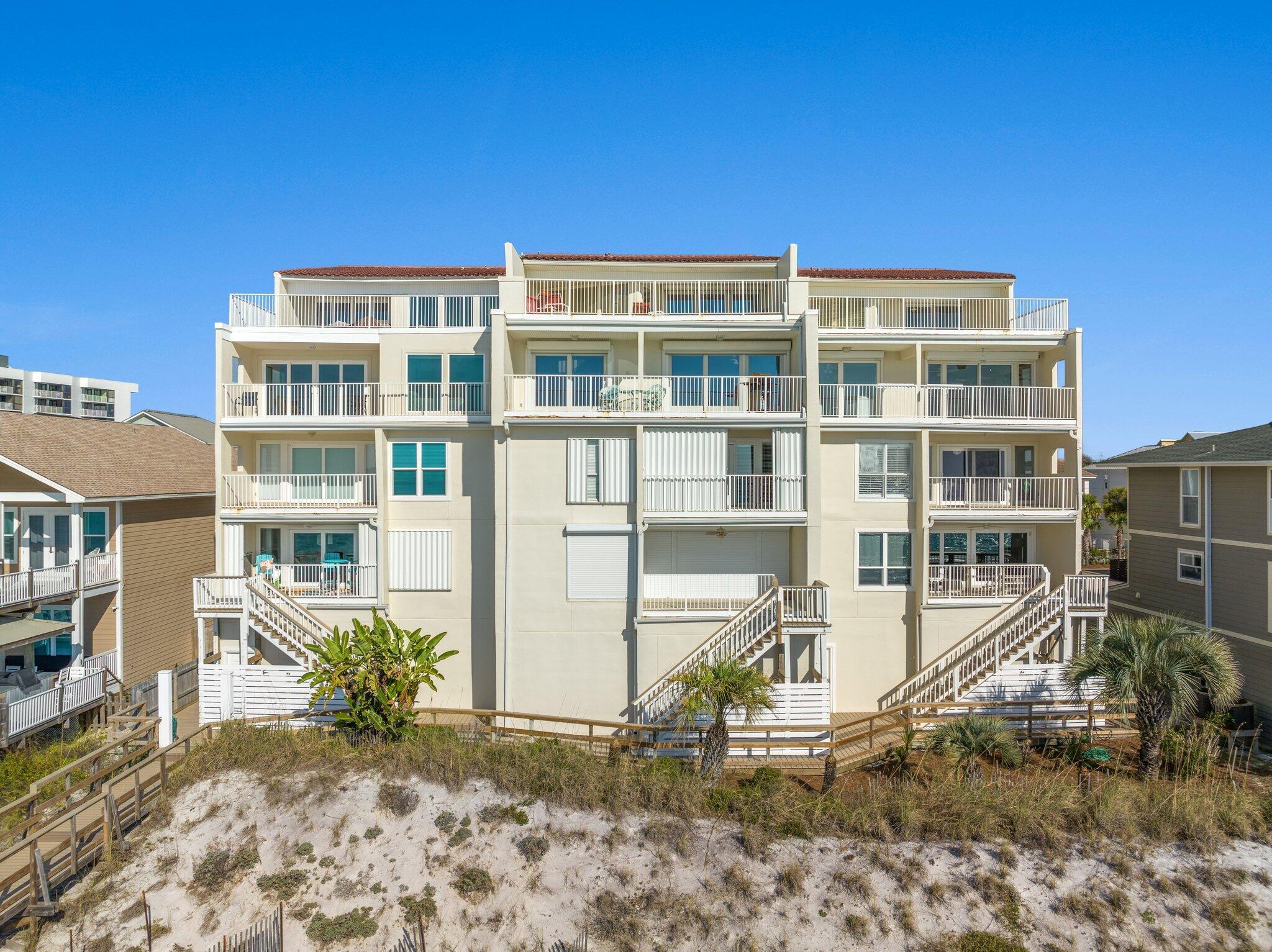 SANDSPUR CONDO - Residential