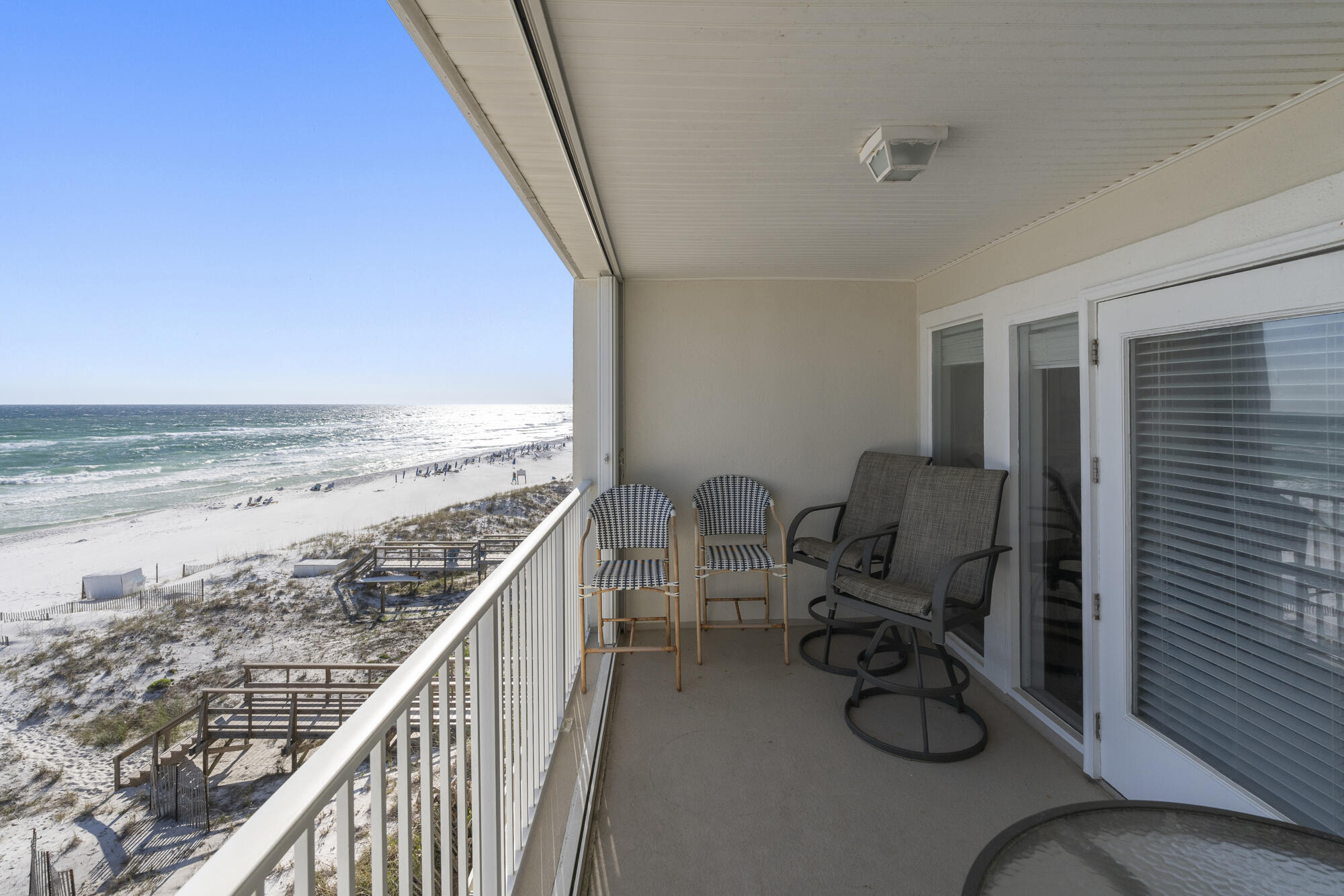 SANDSPUR CONDO - Residential