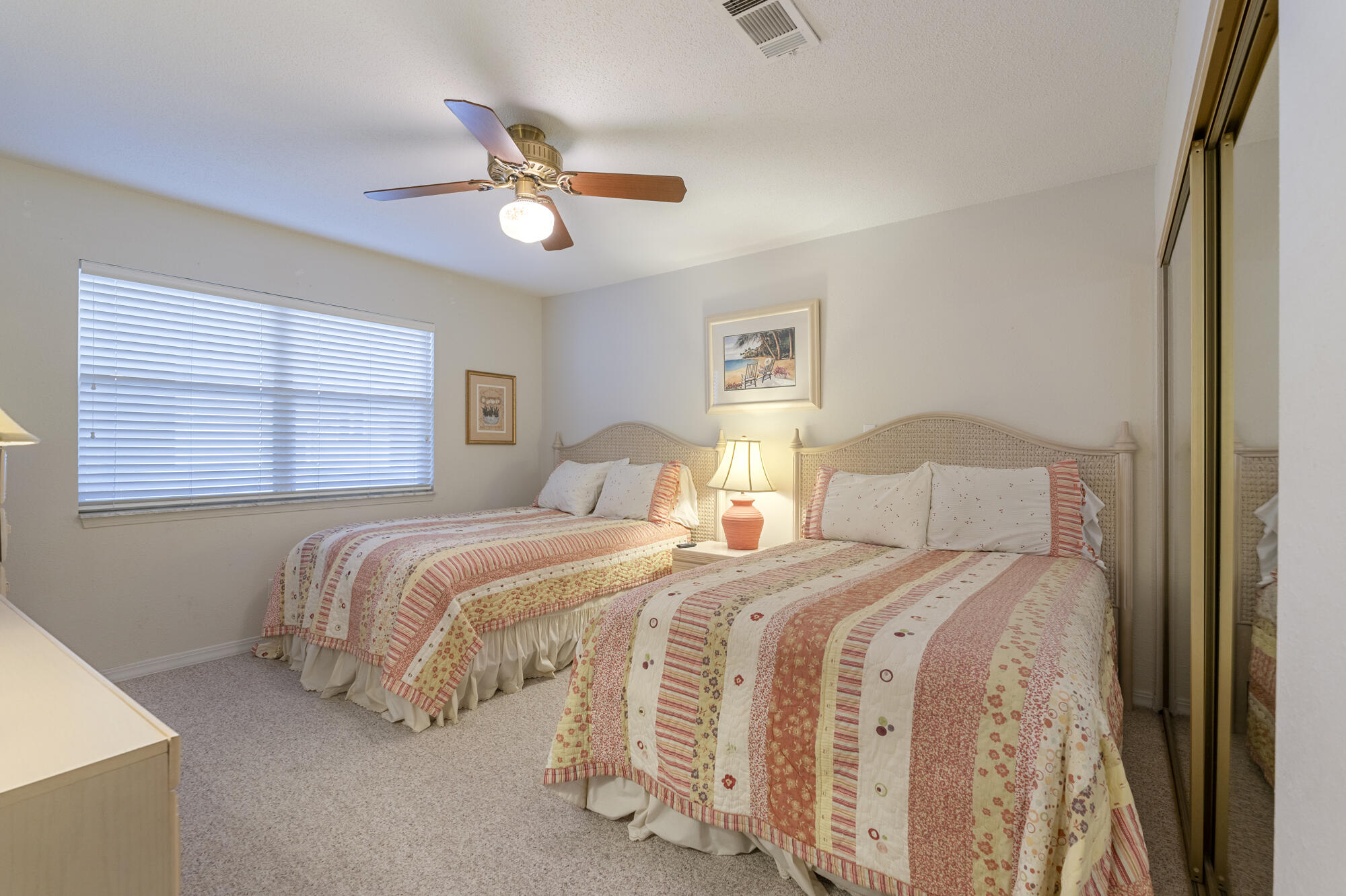 SANDSPUR CONDO - Residential