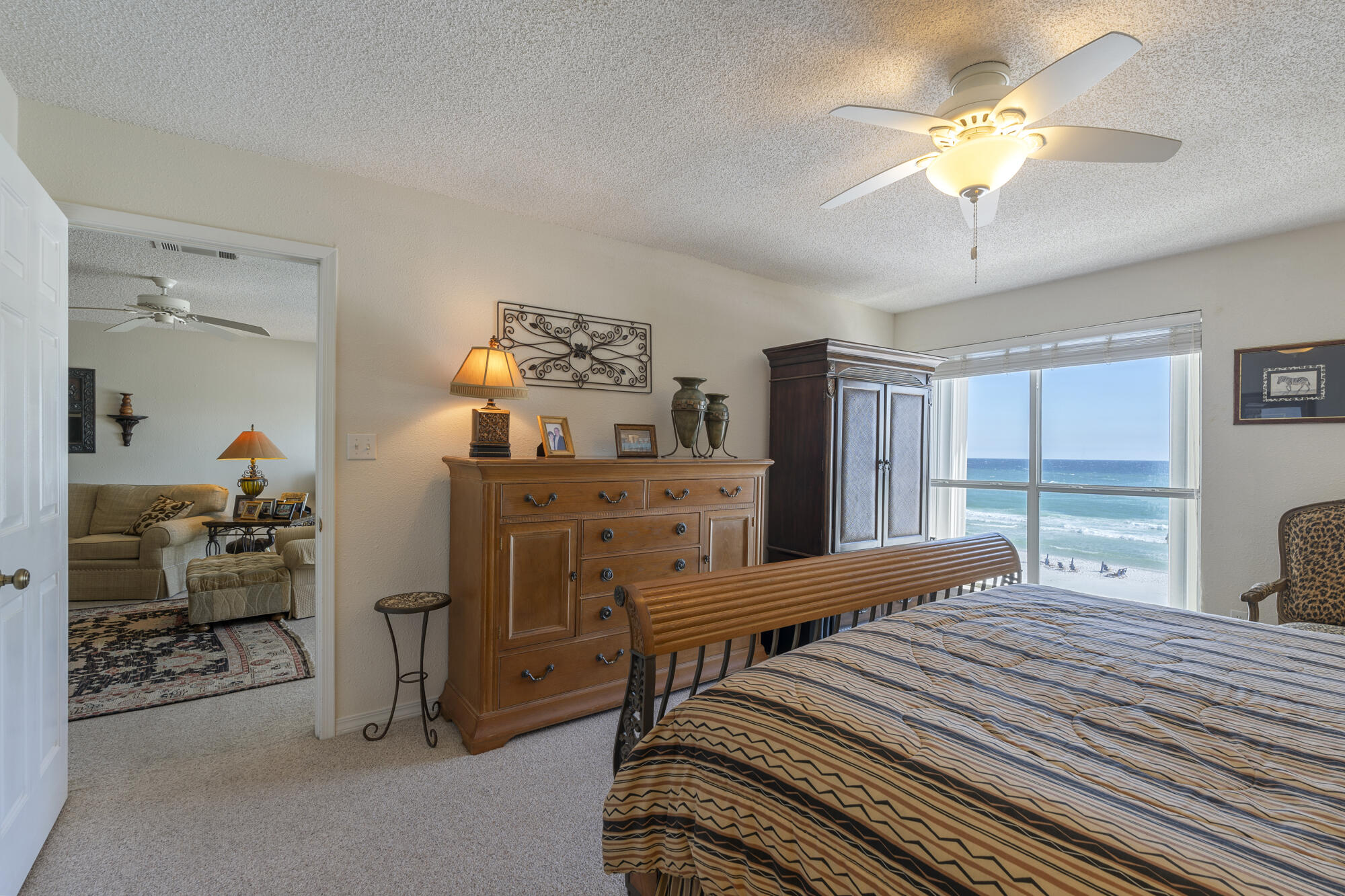 SANDSPUR CONDO - Residential
