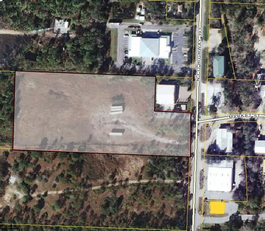 DEVELOPER OPERTUNITY!!! 5.2 acres zoned Light Industrial with an active Development Order for the first phase (20,000sf) of development, phase 2 would allow for an additional 40,000sf. Office/ Warehouse is currently in high demand with sales and leasing prices on the rise. This property is cleared and has been partially filled/ mitigated. Survey, Development Order and Wetlands Study available upon request. Additional land available.