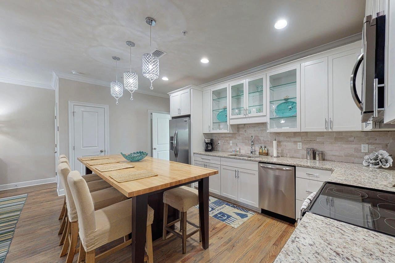 DRIFTWOOD DRIVE TOWNHOMES - Residential