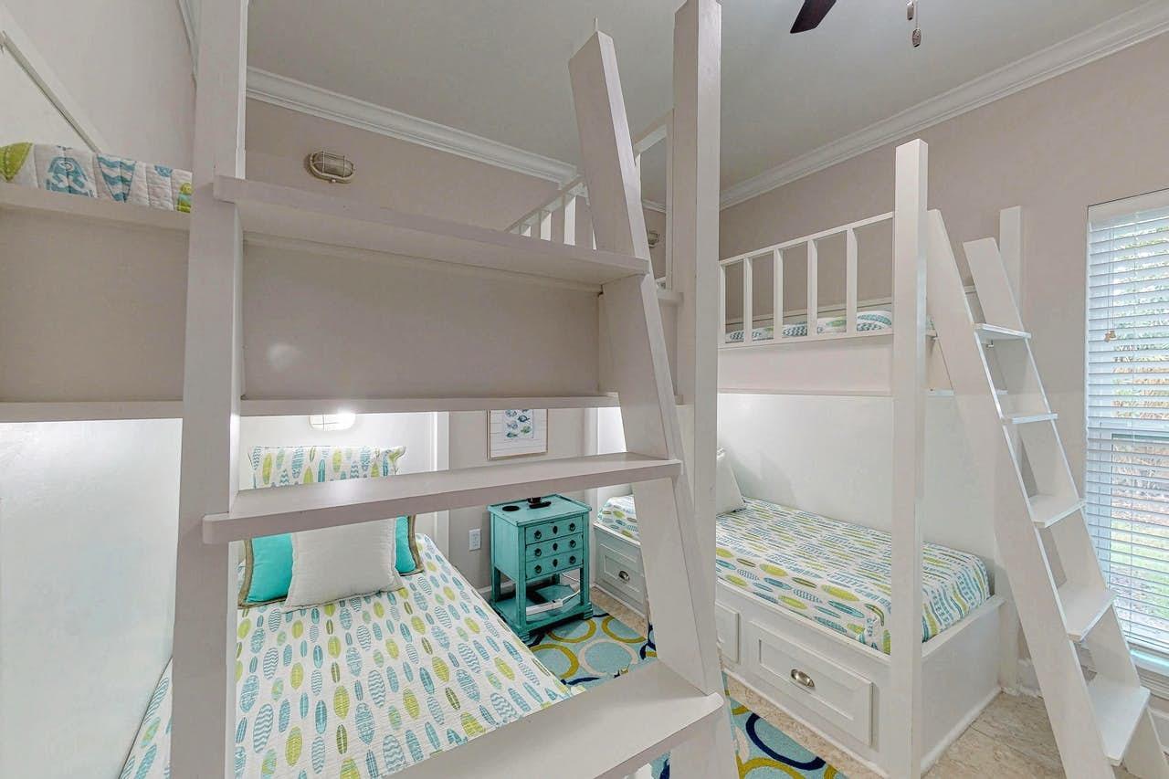 DRIFTWOOD DRIVE TOWNHOMES - Residential