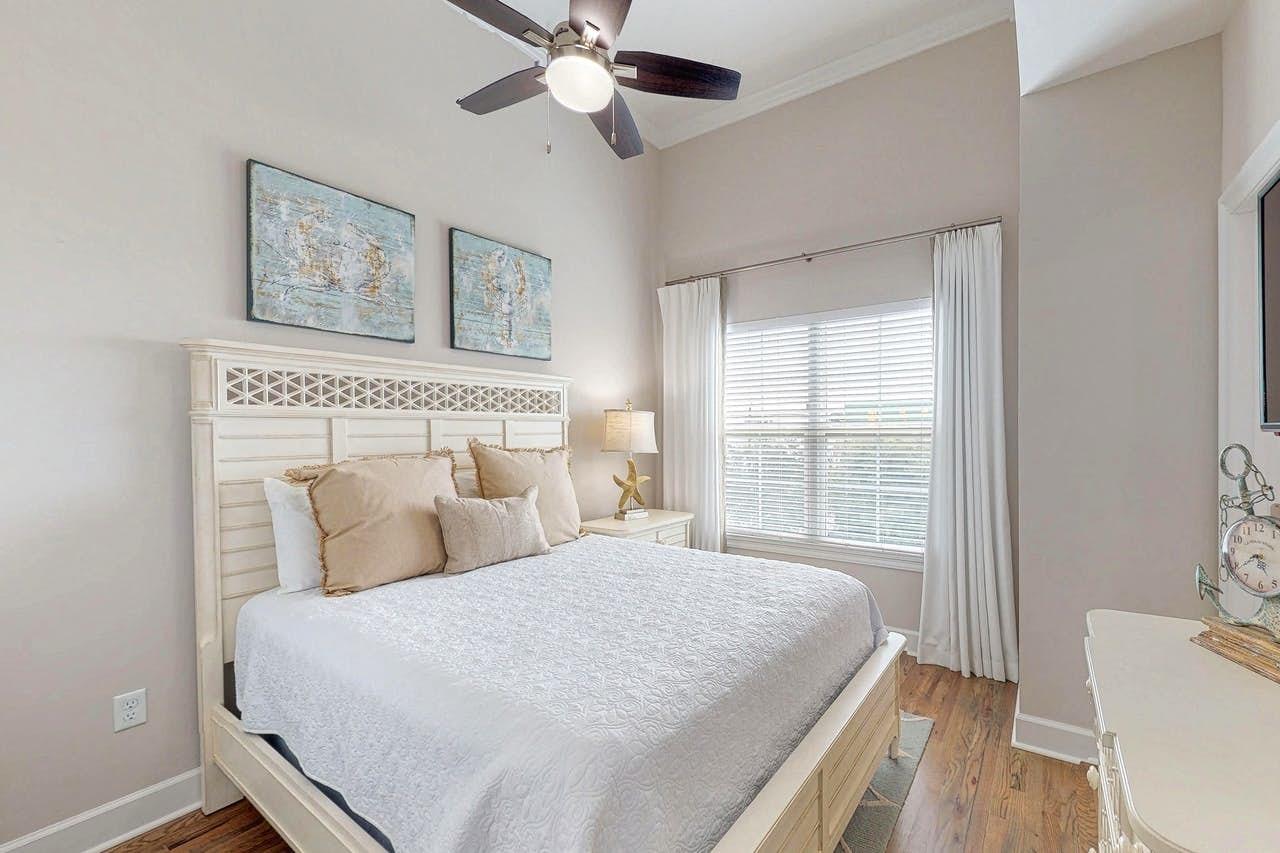 DRIFTWOOD DRIVE TOWNHOMES - Residential