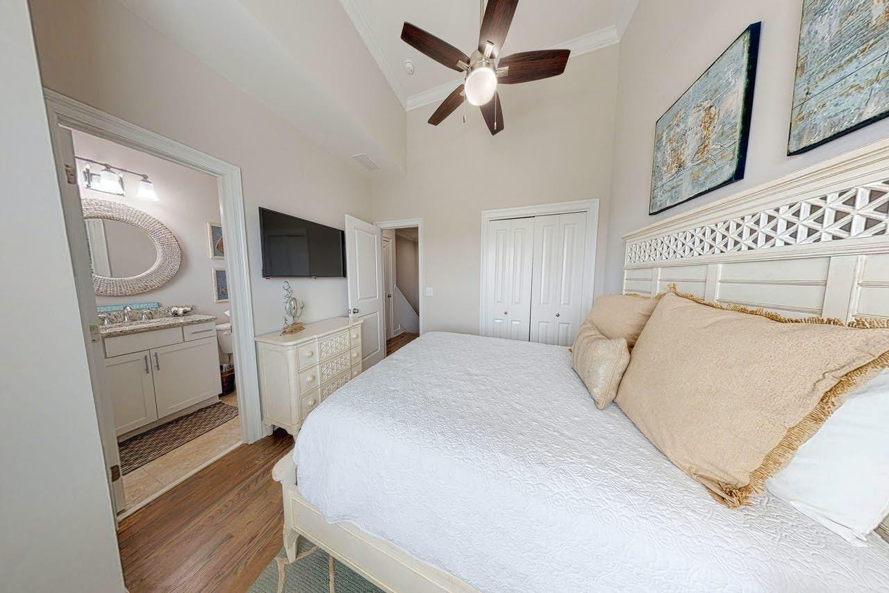 DRIFTWOOD DRIVE TOWNHOMES - Residential