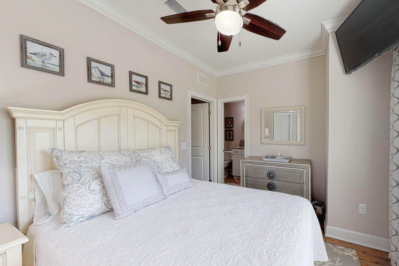 DRIFTWOOD DRIVE TOWNHOMES - Residential