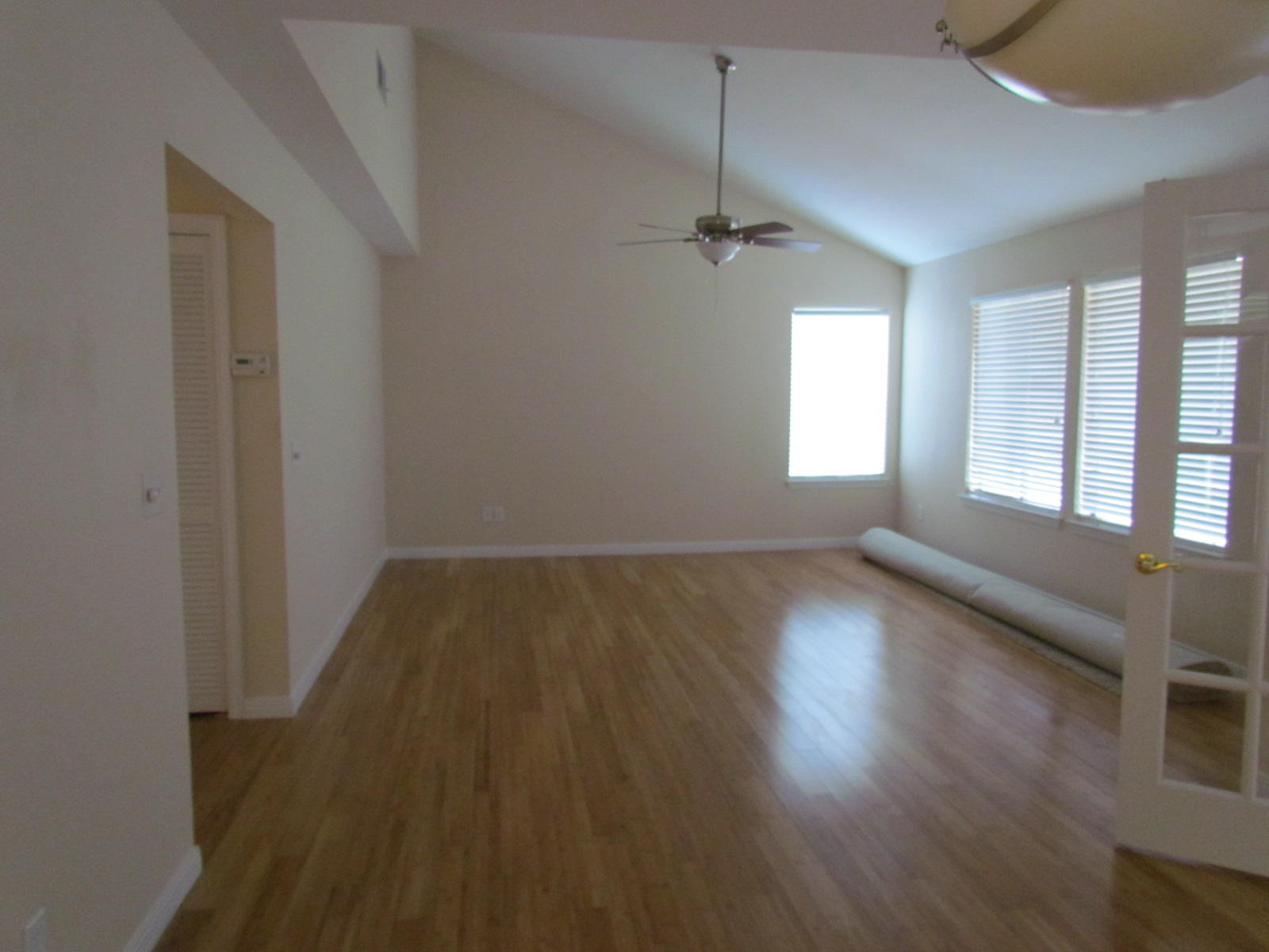 ROYAL OAK VILLAGE - Residential Lease