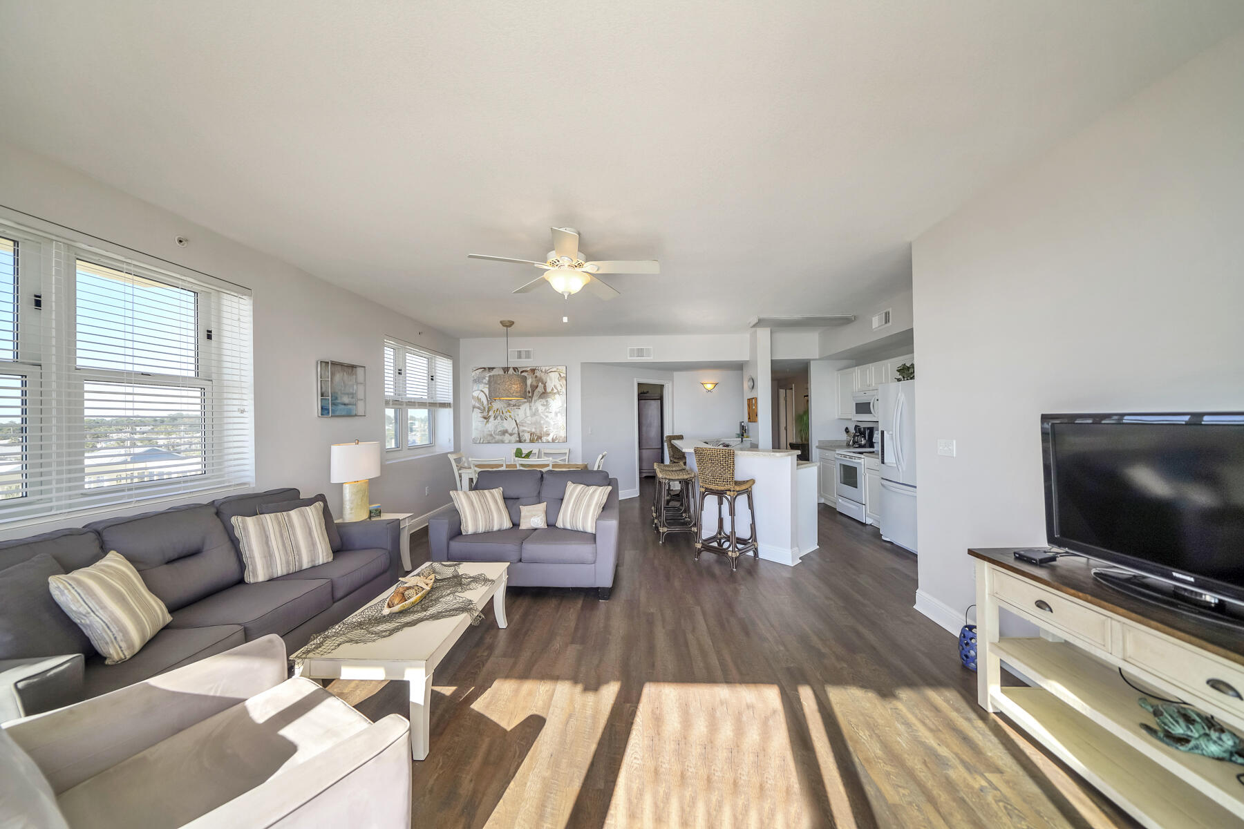 CELADON BEACH - Residential