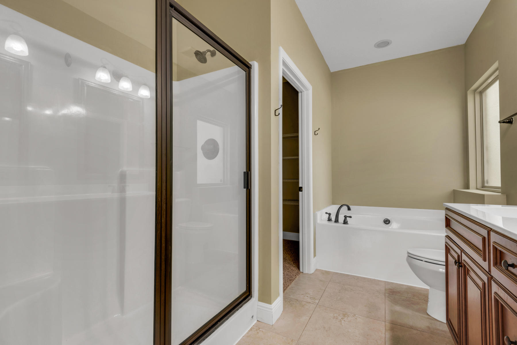 METES & BOUNDS - Residential Lease