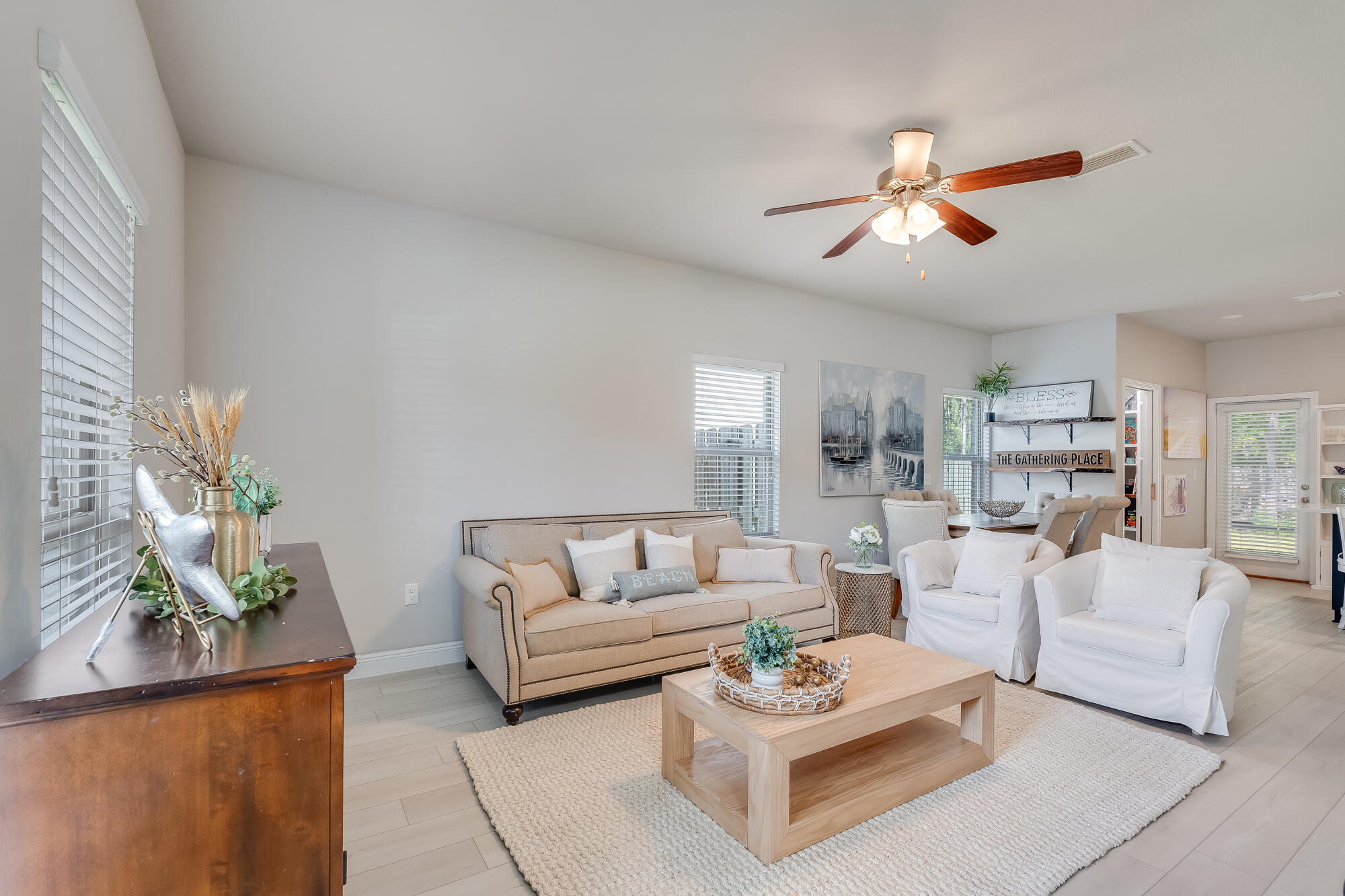HAMMOCK BAY - Residential
