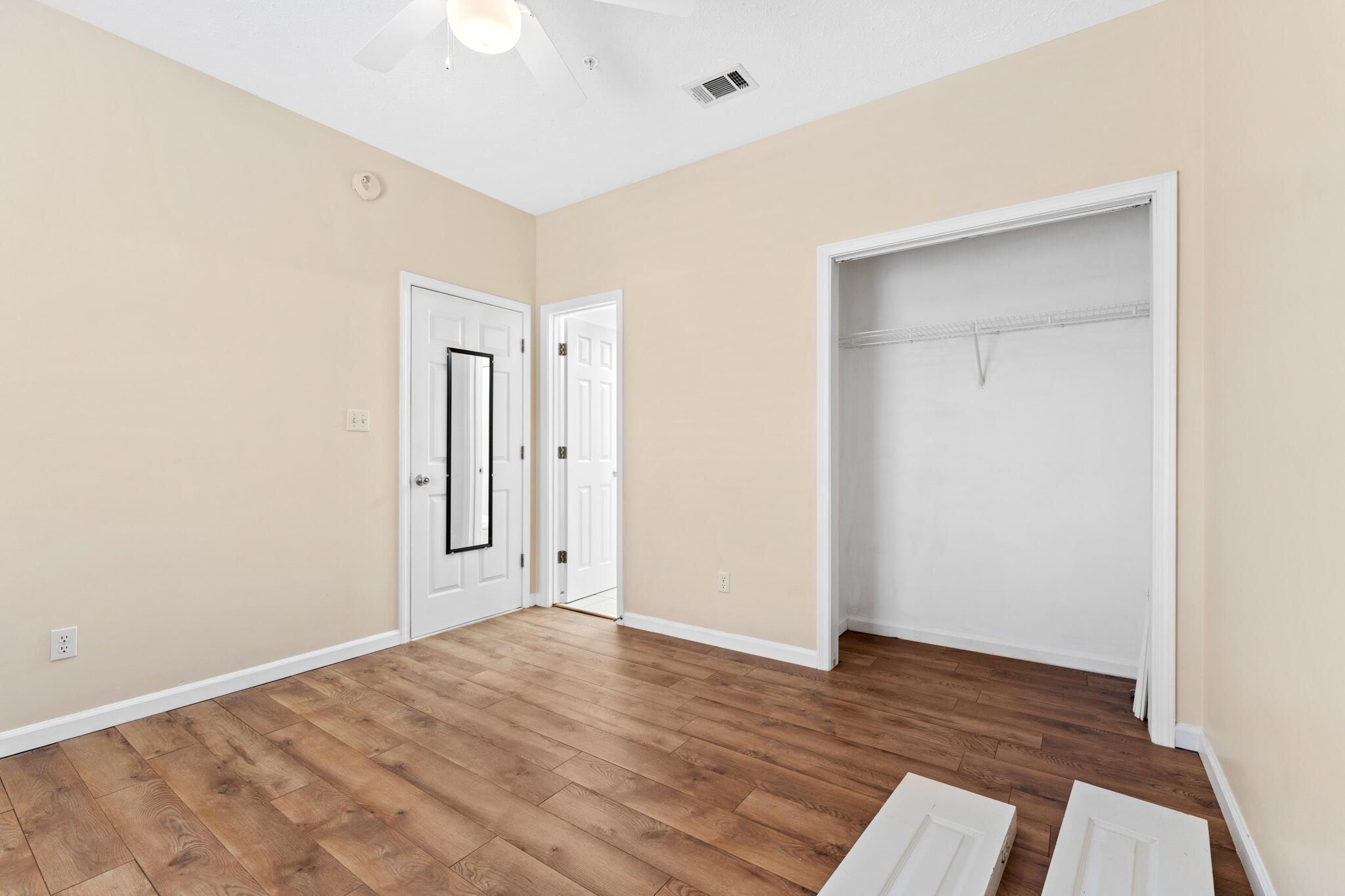 HERONS WATCH CONDO PH 1 - Residential