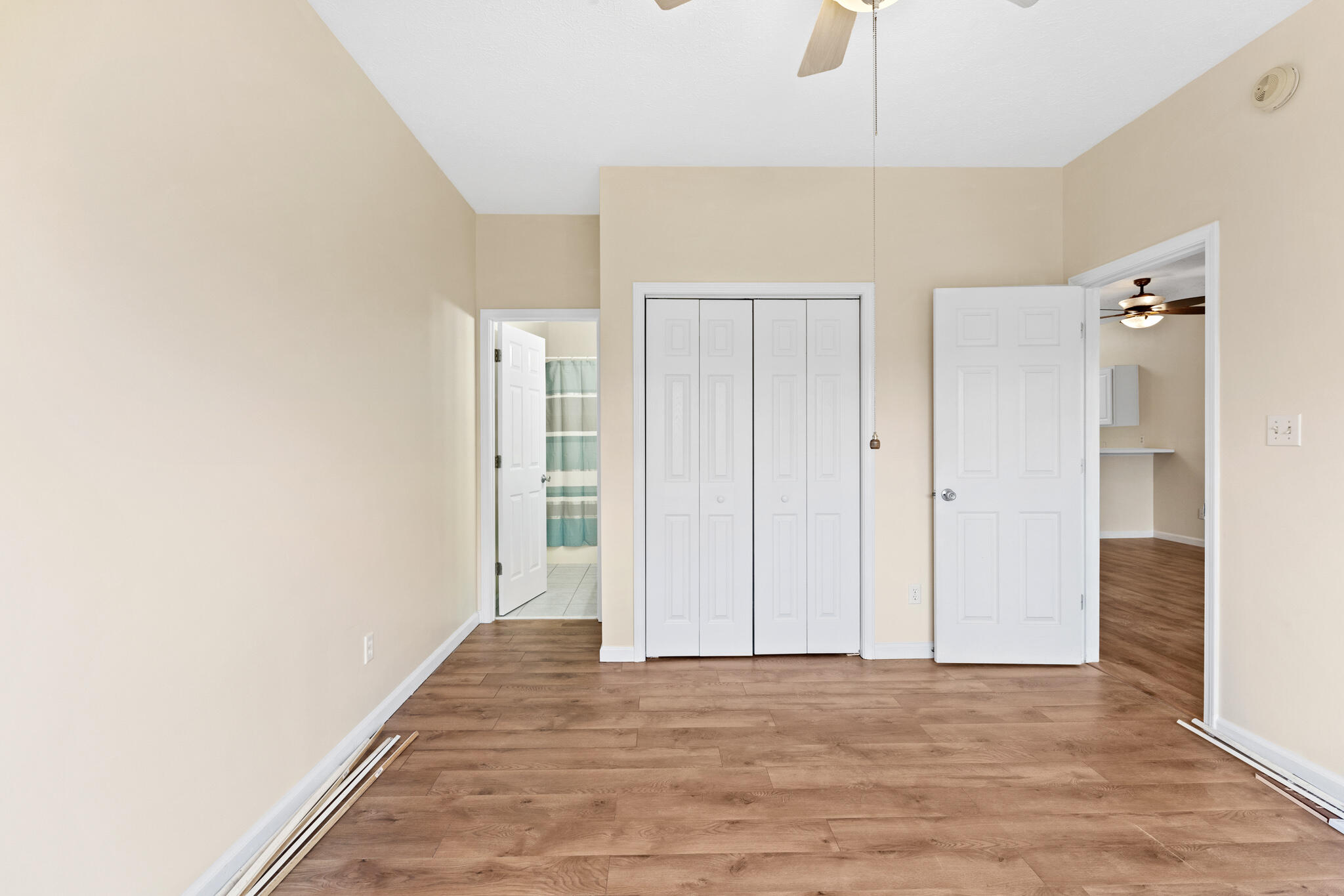 HERONS WATCH CONDO PH 1 - Residential